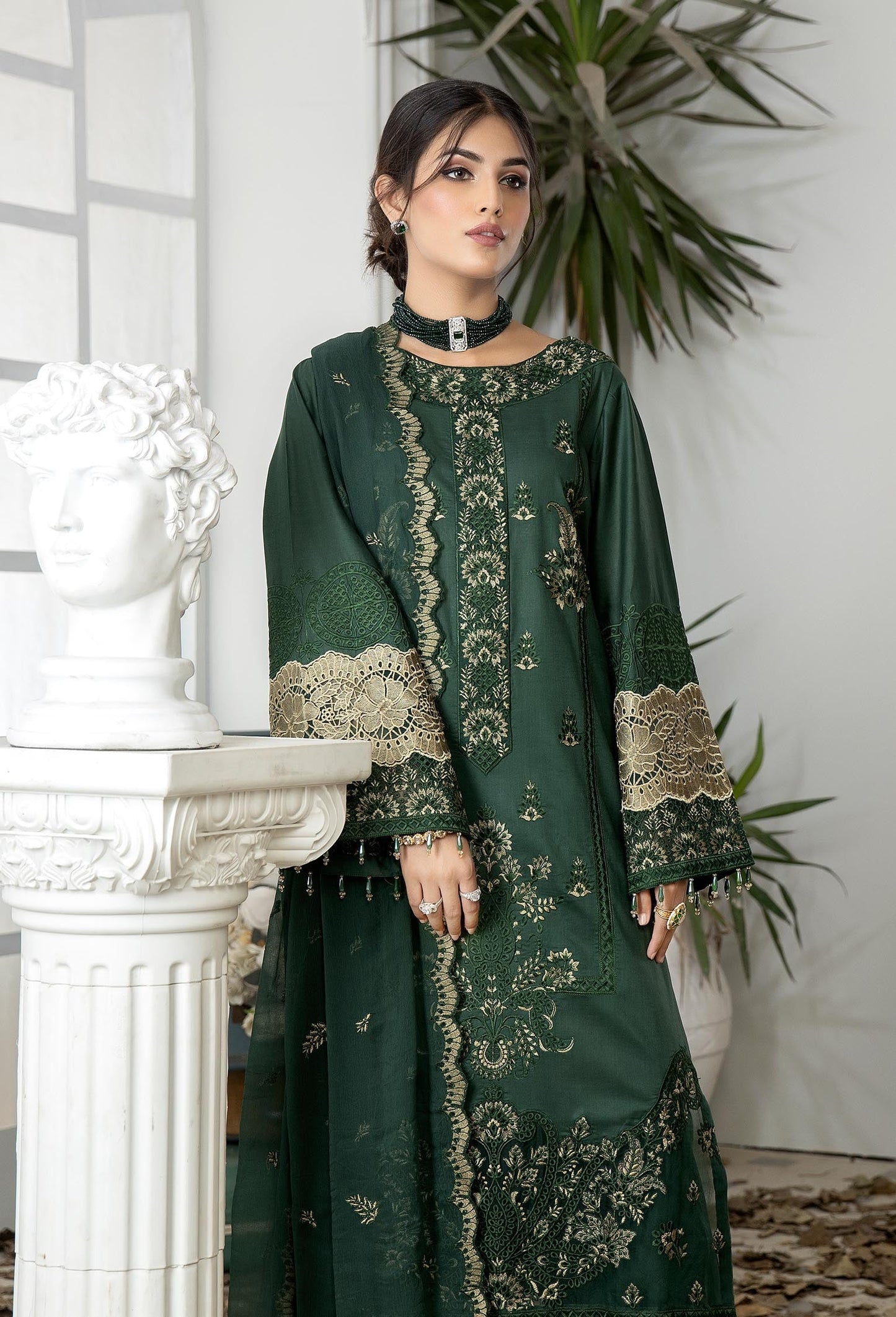 Timber Green - Embroidered Unstitched Lawn