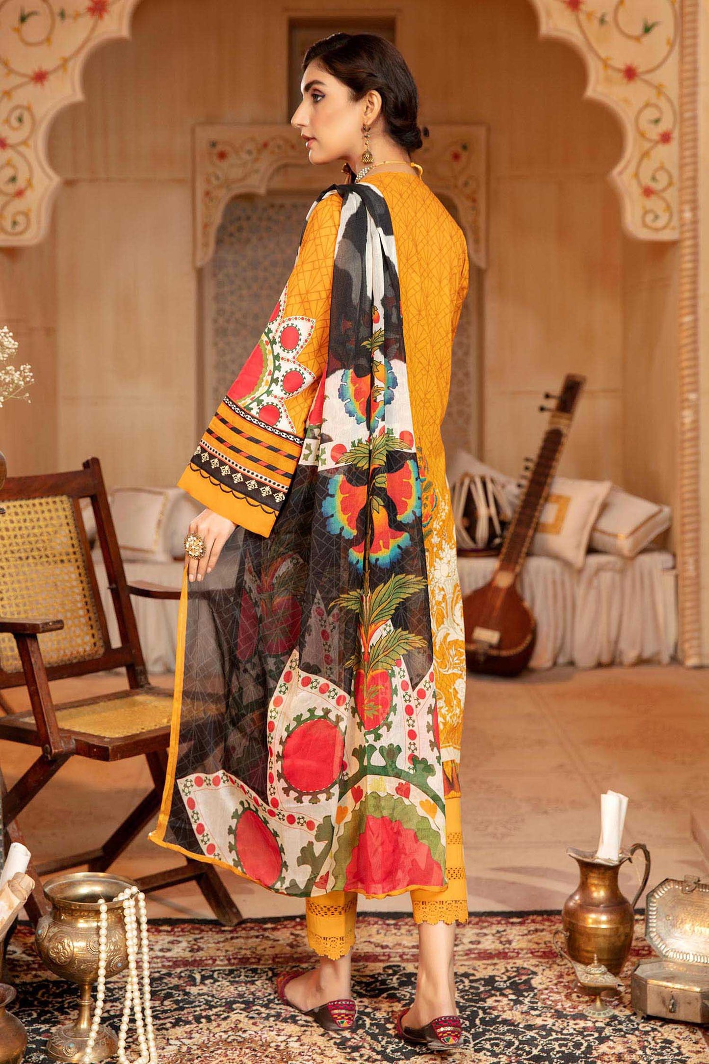 Ranunculus - Schiffli Embroidered Lawn 3PC