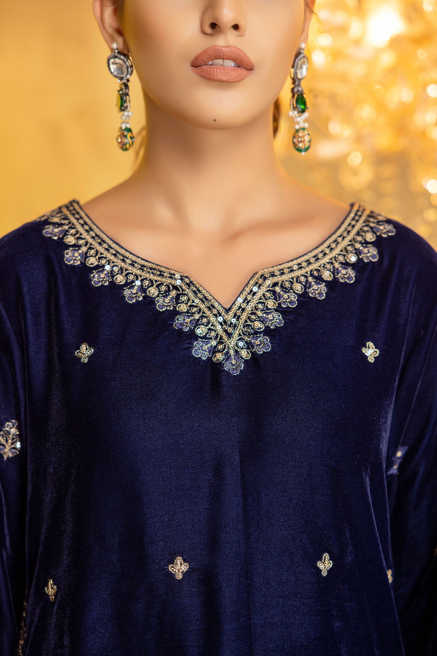 Dark Eve - Embroidered Velvet Stitched 2PC