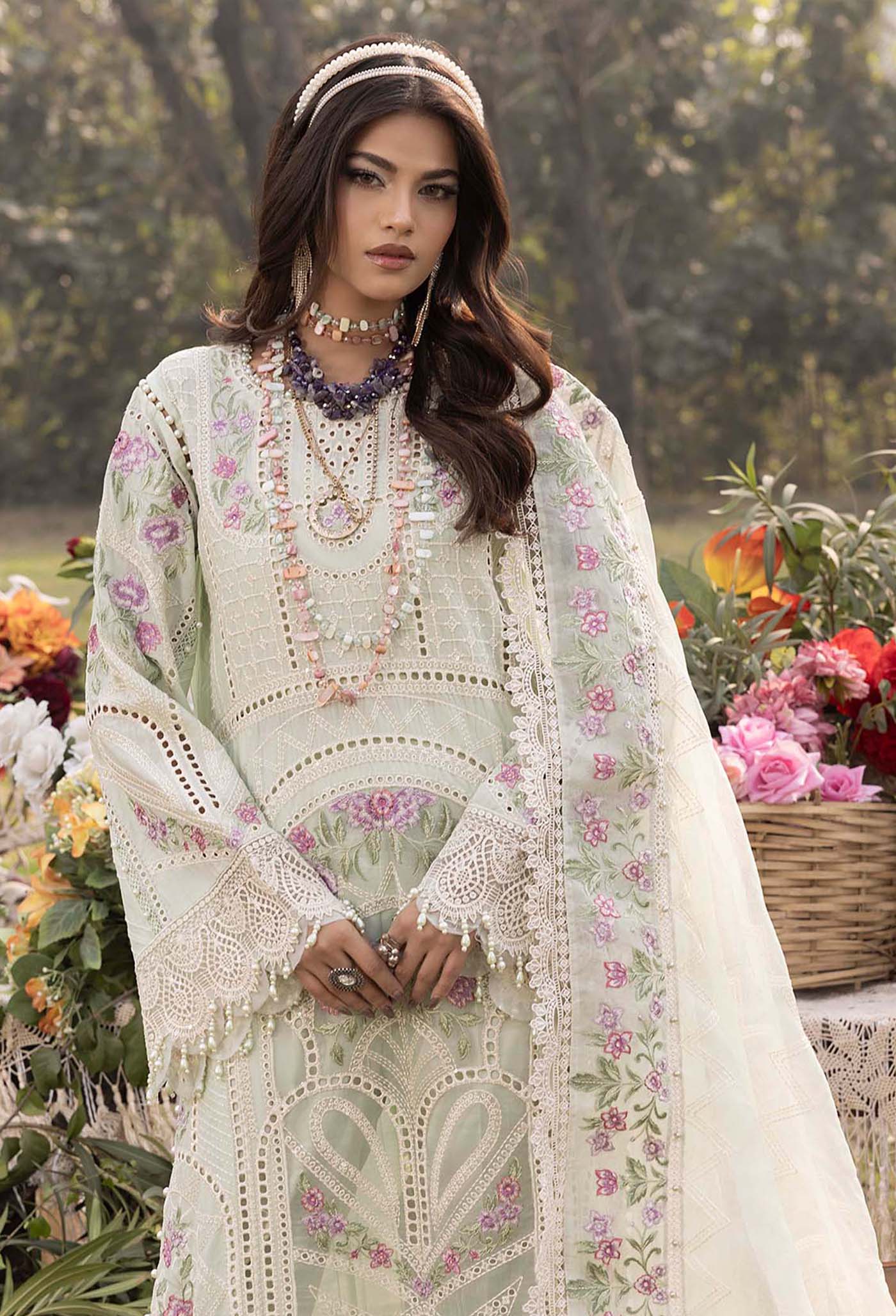 BAHAR 3781