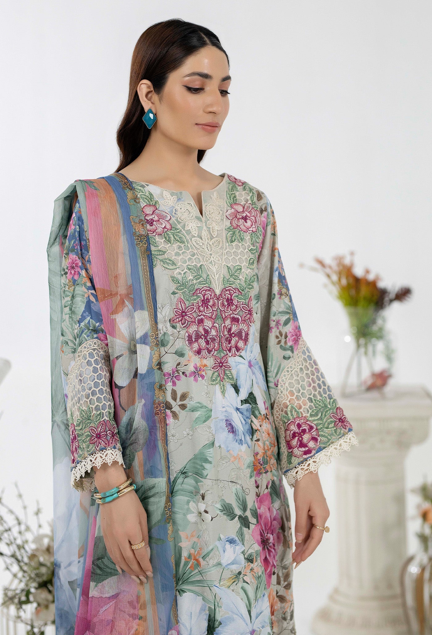 ARWA 101215