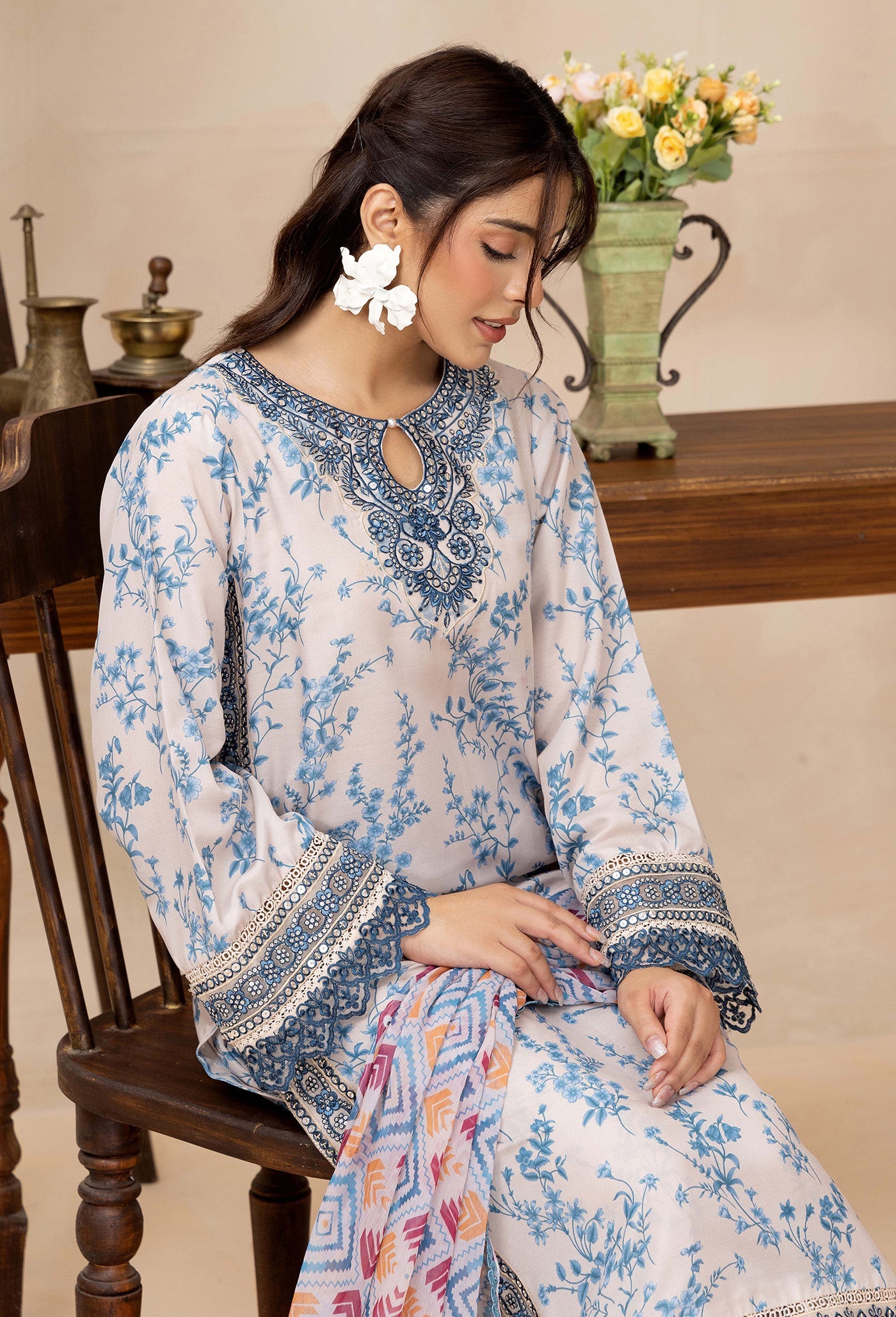 Satin Lawn 828213