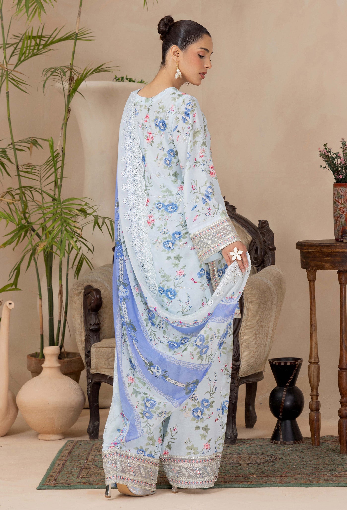 Satin Lawn 828214