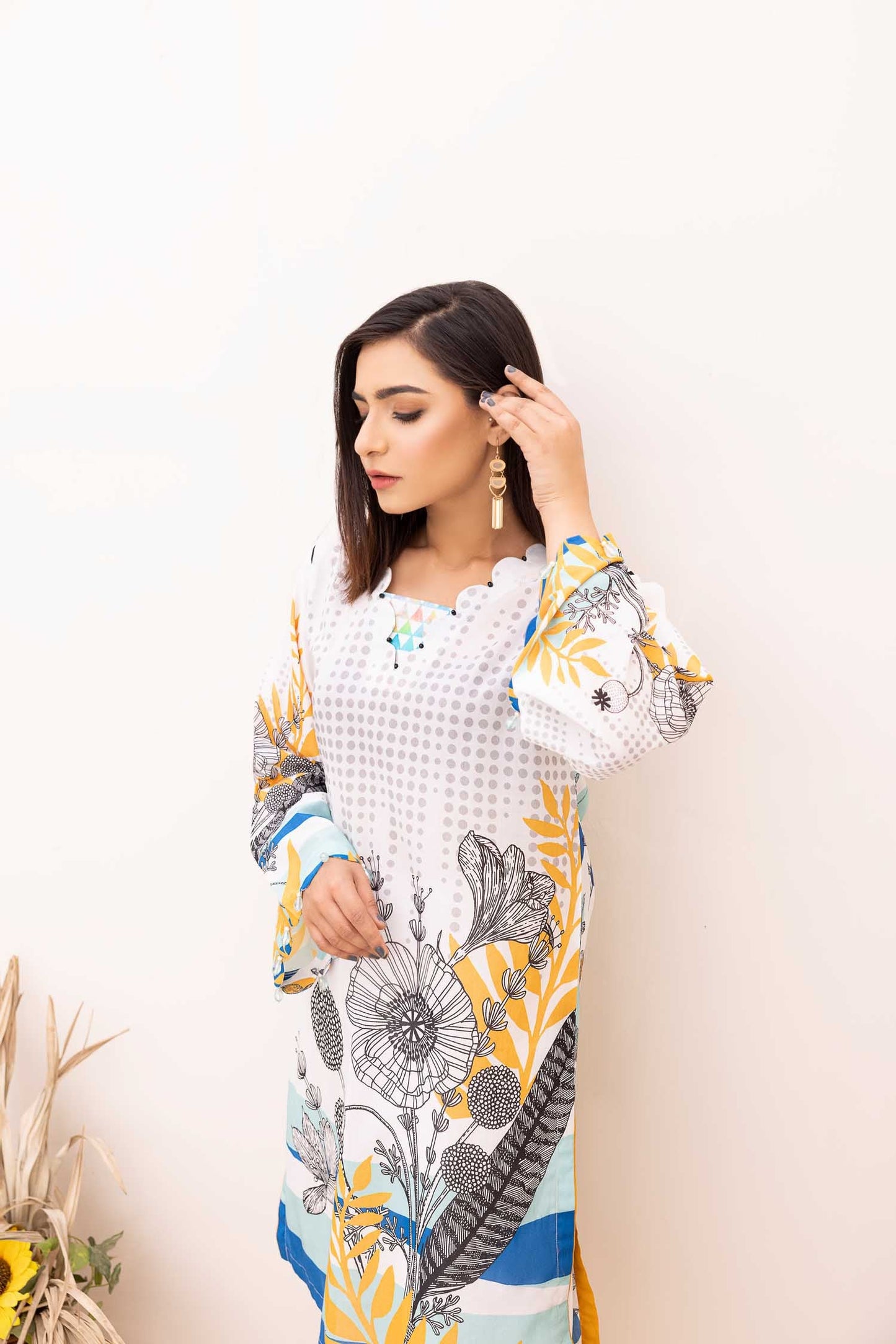 Bouse - Digital Printed Stitched Lawn Kurti