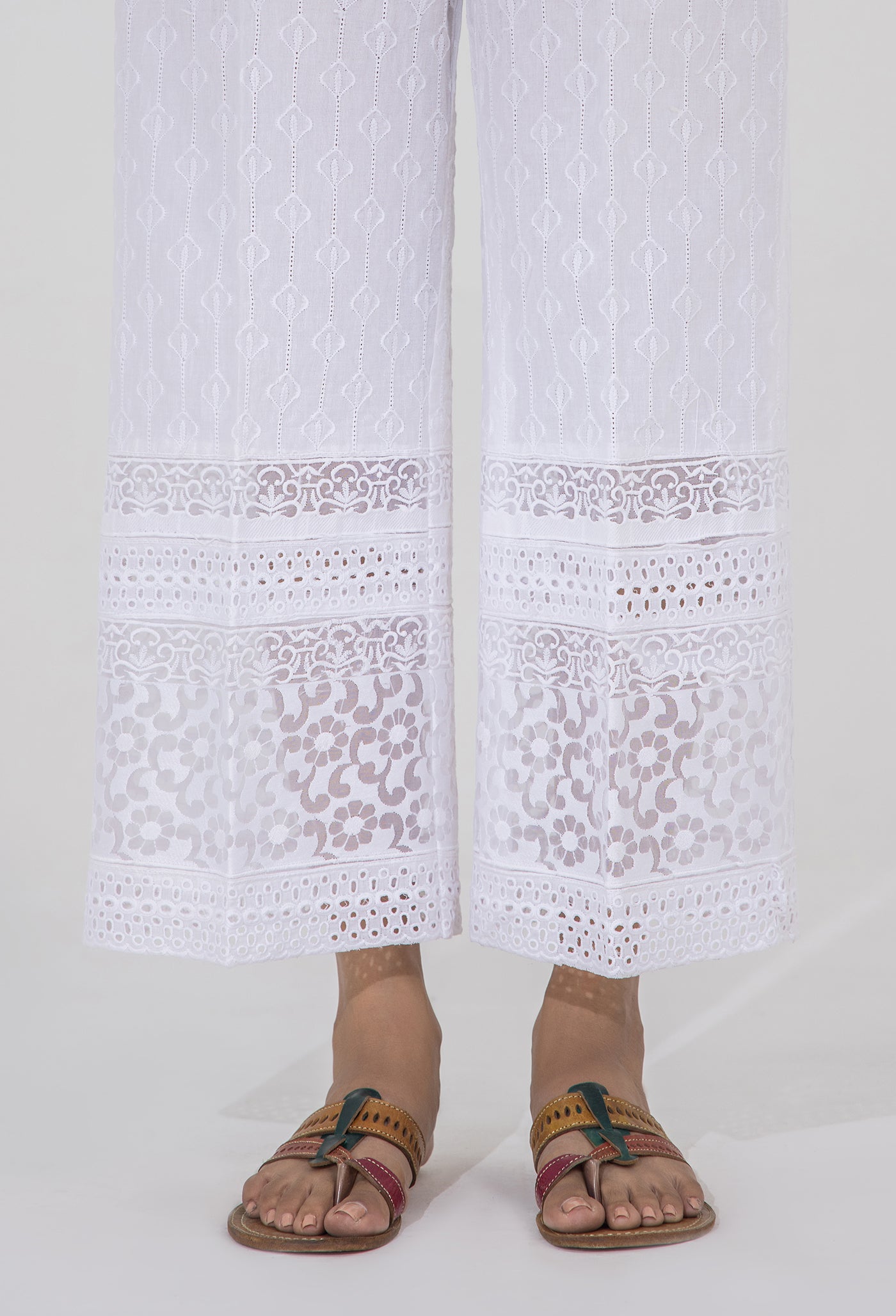 White Bottom 5220