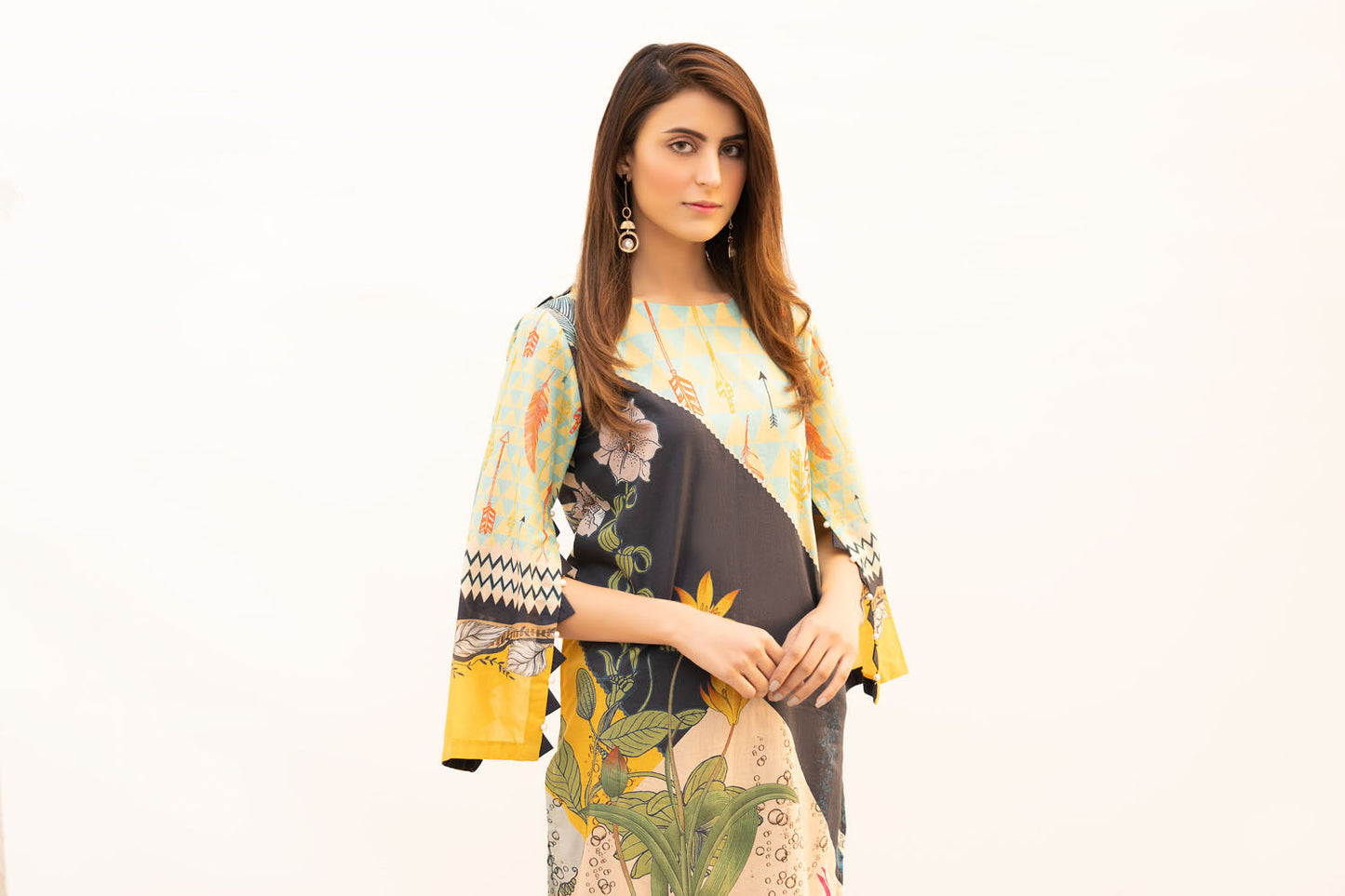 Brunia - Digital Printed Stitched Lawn Kurti