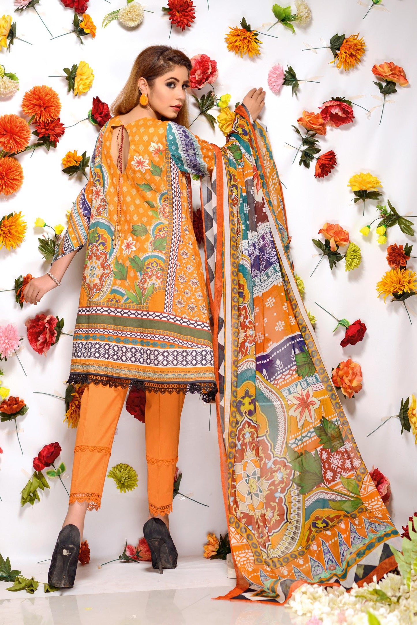 Alva - Digital Printed and Embroidered Lawn 3PC