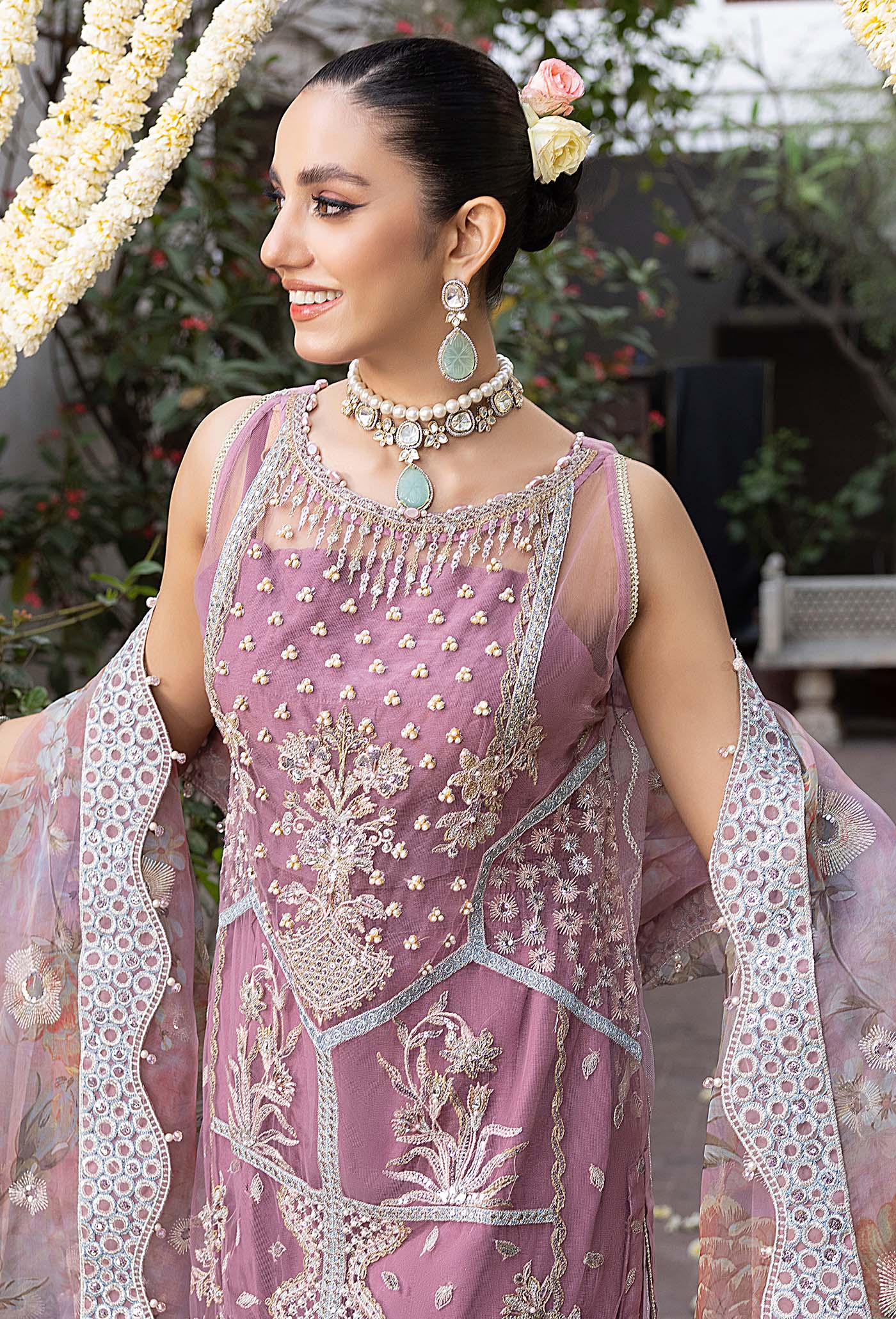 Roshna Begum (A)