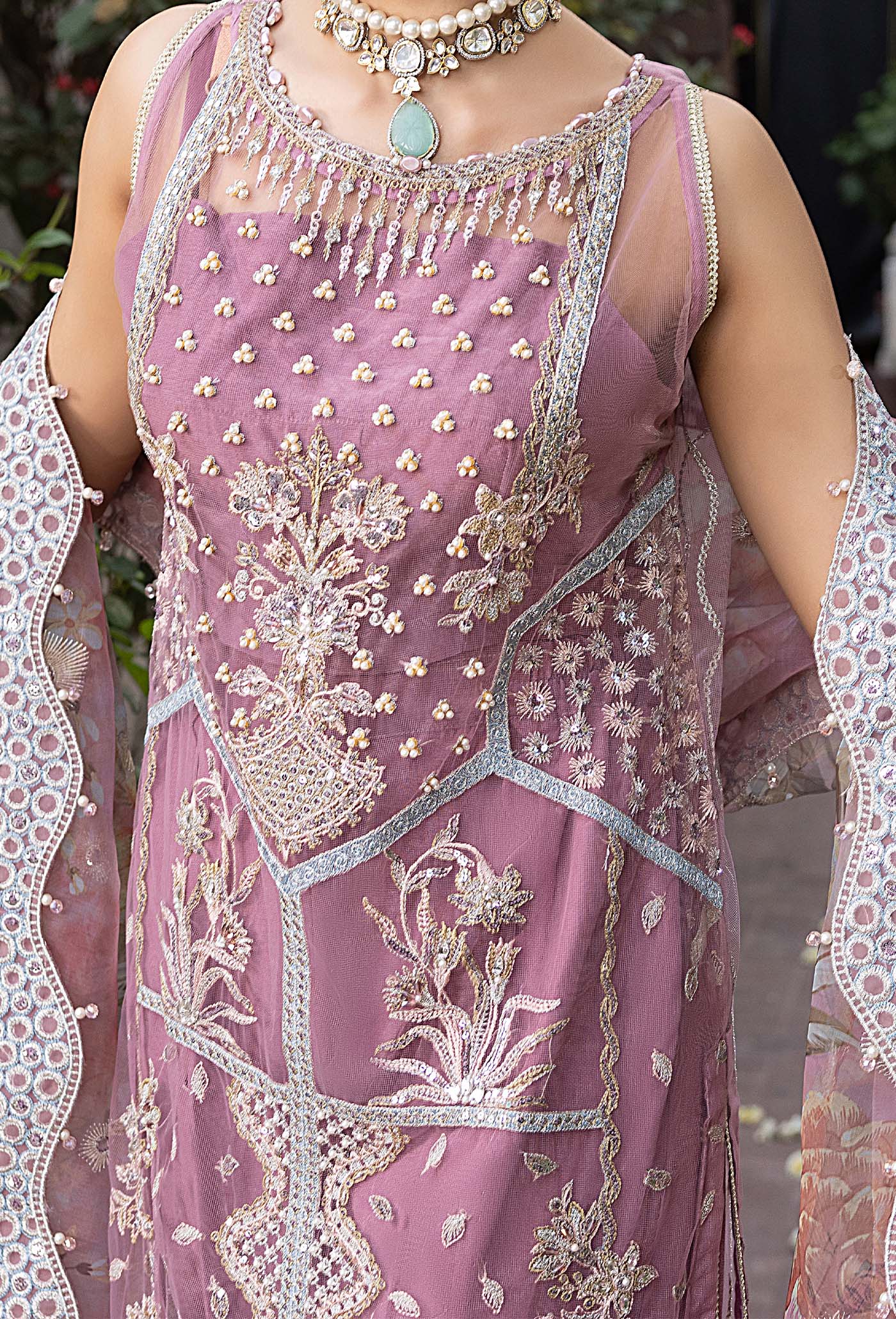 Roshna Begum (A)