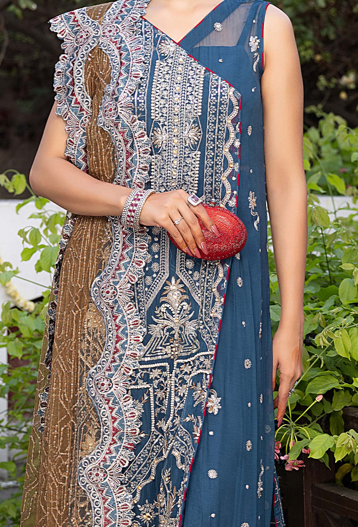 Hoor-un-Nisa Begum (A)