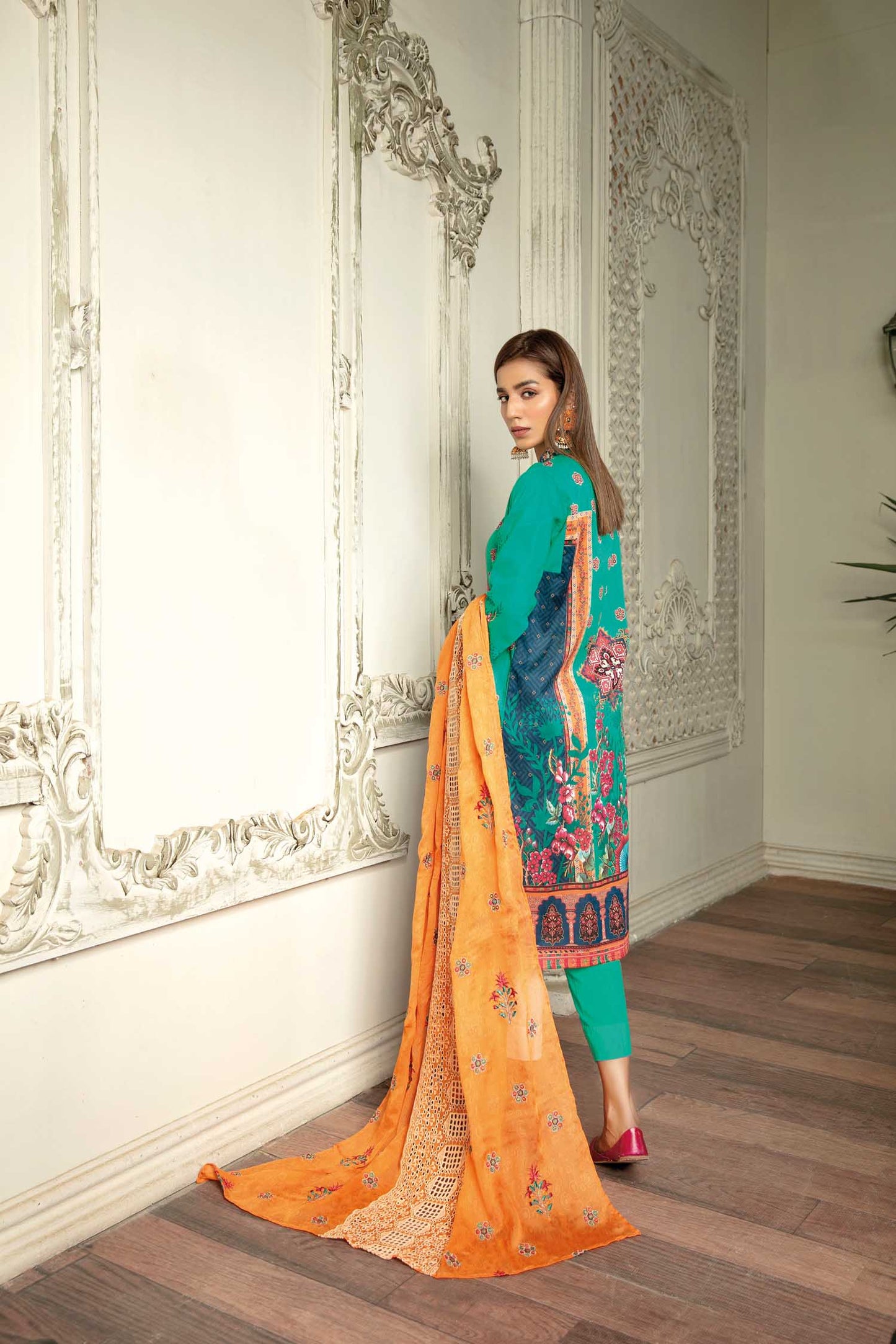 Phantum - Digital Printed & Embroidered Lawn 3PC