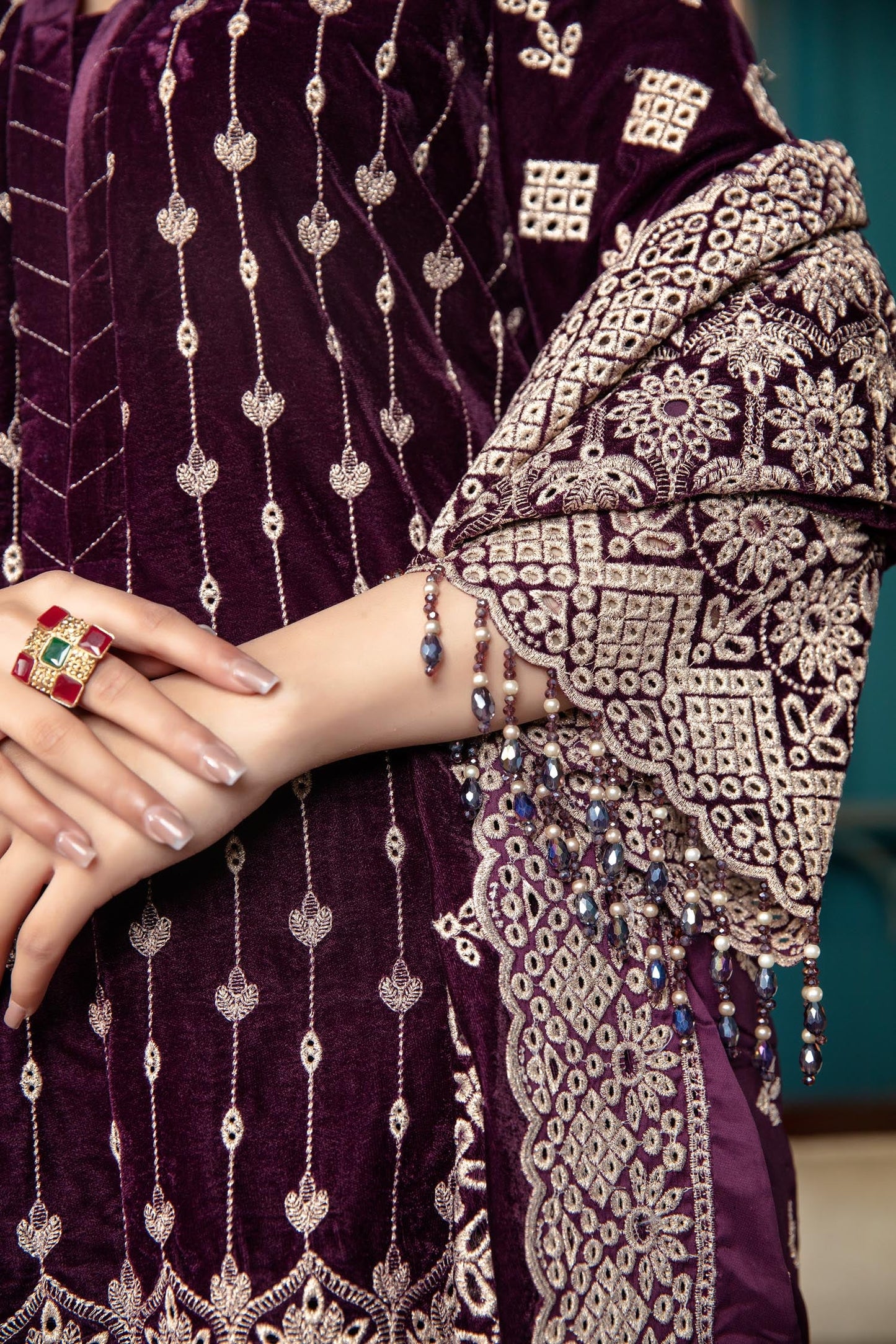 Daylily - Embroidered Velvet 3 piece