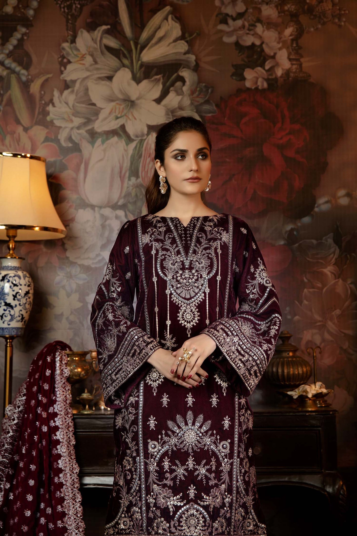 Jecht - Embroidered Velvet 2PC Stitched