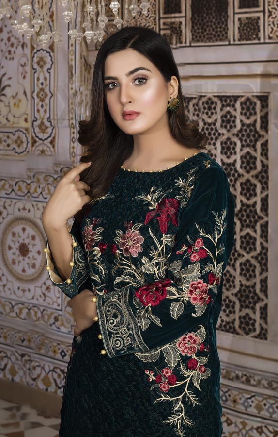 Bottle Green 01 - Embroidered Velvet Un Stitched (2 Piece)