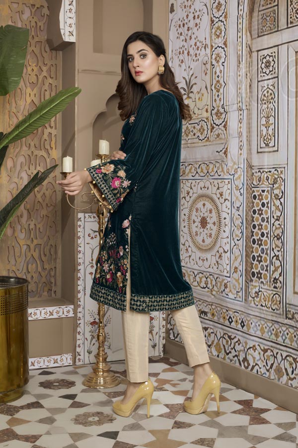 Bottle Green 02 - Embroidered Velvet Un Stitched (2 Piece)