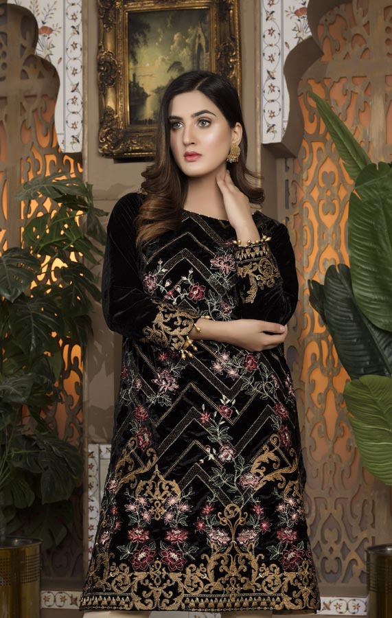Black 05 - Embroidered Velvet Un Stitched (2 Piece)
