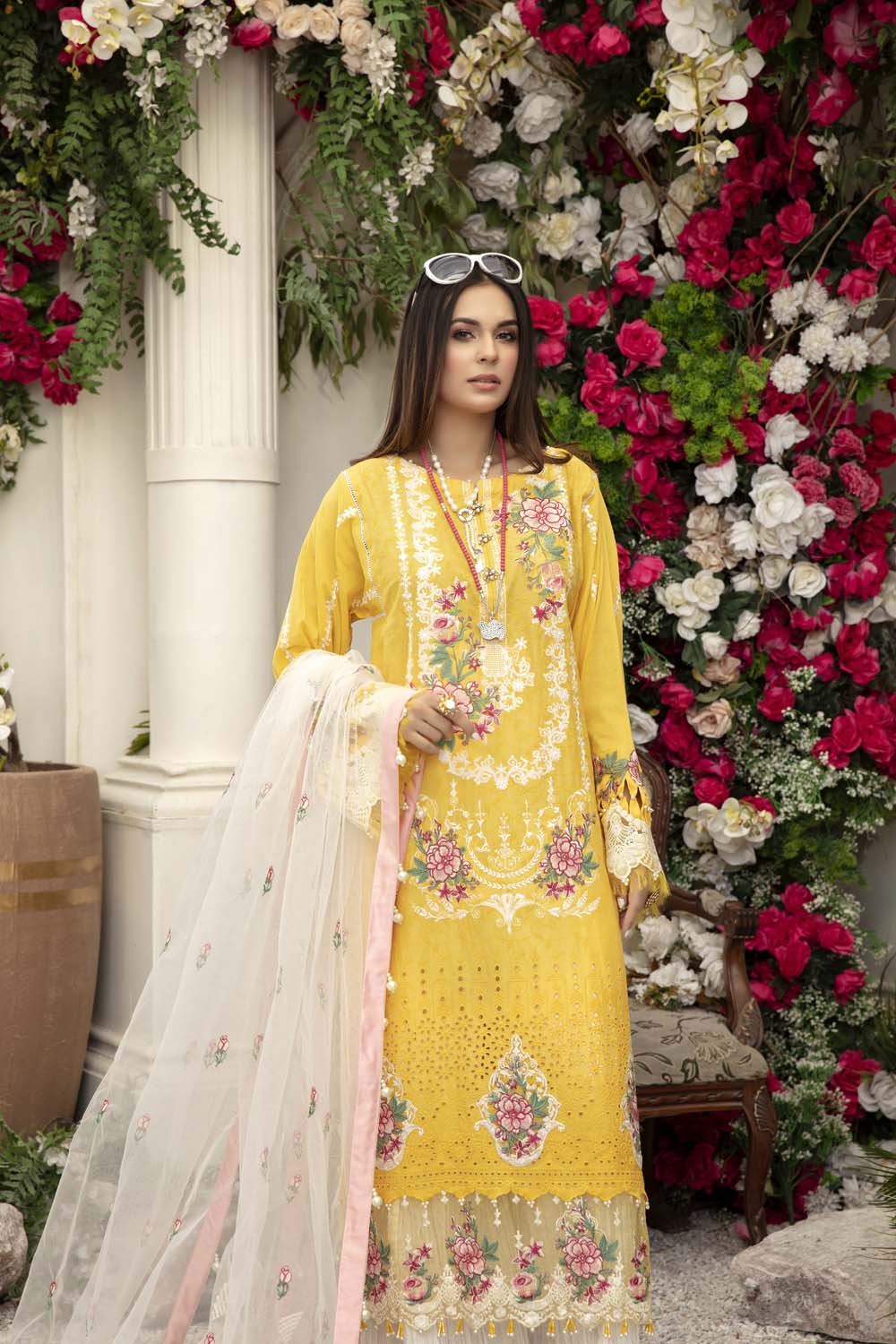 Xanthic - Schiffli Embroidered Lawn (3PC)