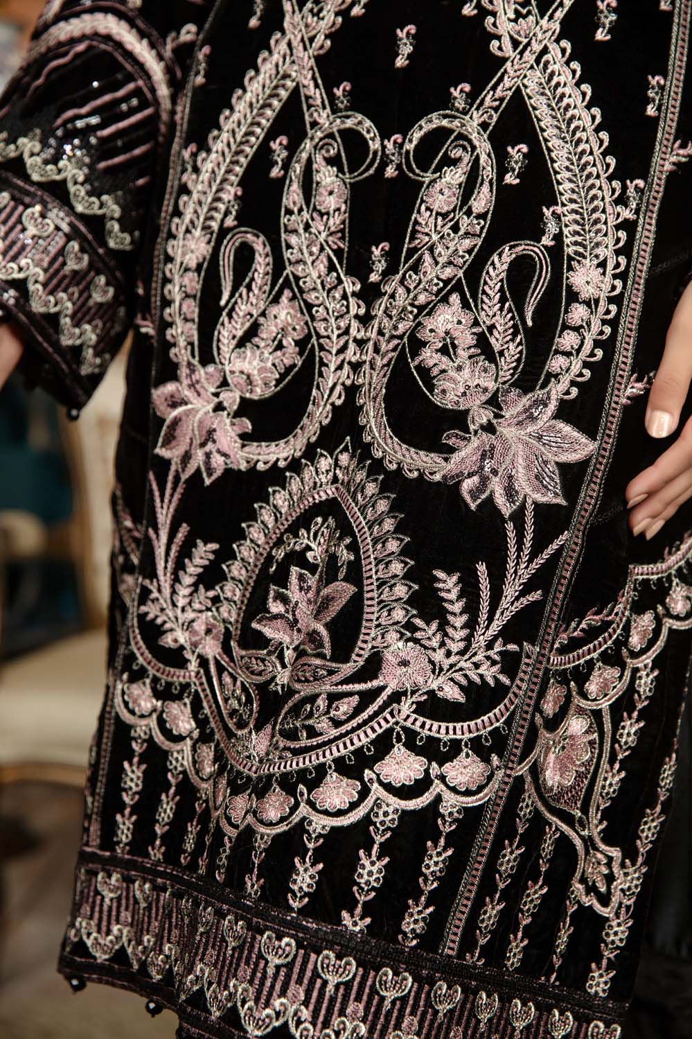 Harvid - Stitched Embroidered Velvet 2PC