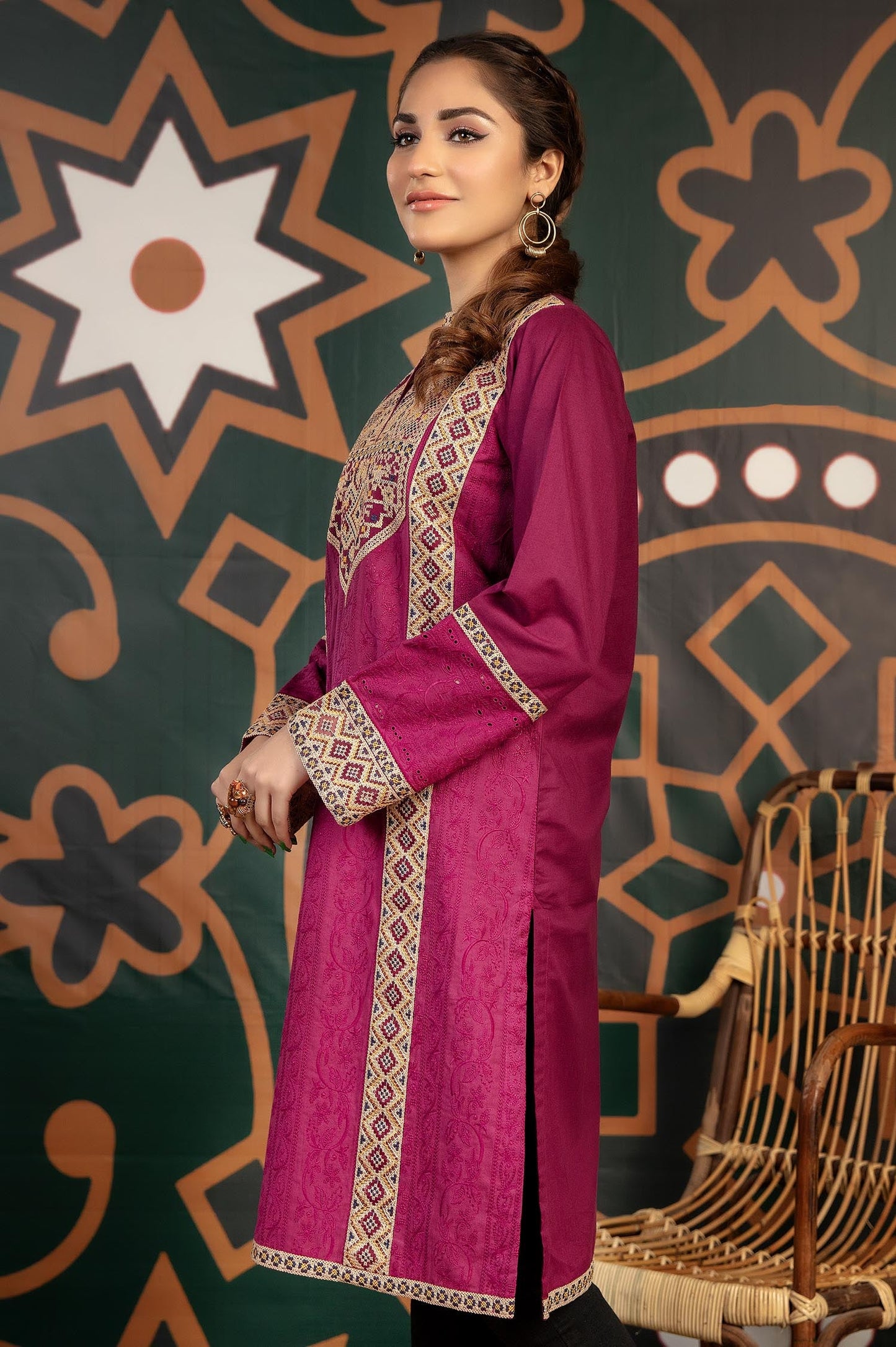 Brandy Rose - Exclusive Embroidered Lawn Stitch Kurti