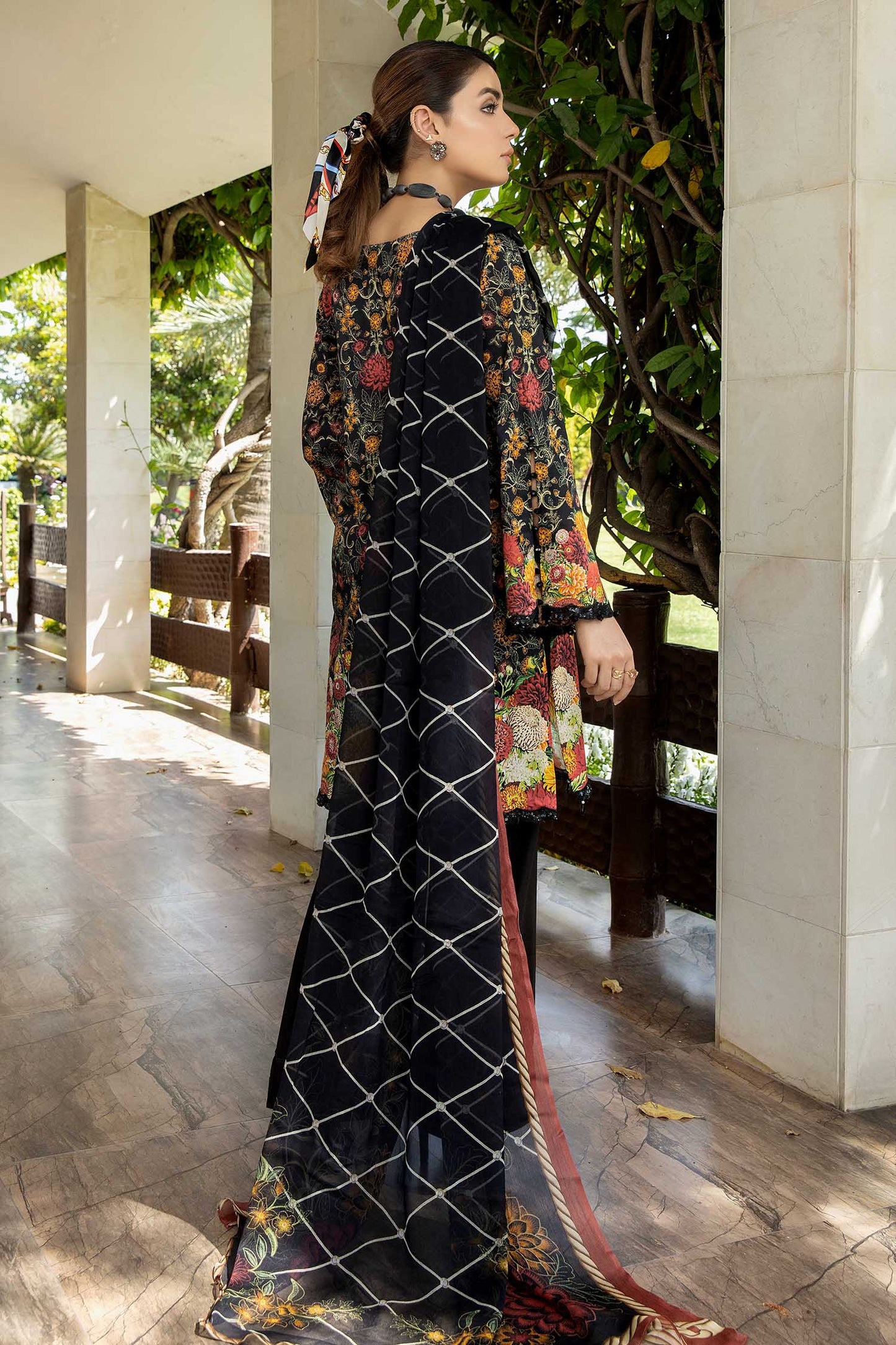 Mesmerizing Patterns - Exclusive Unstitched Lawn