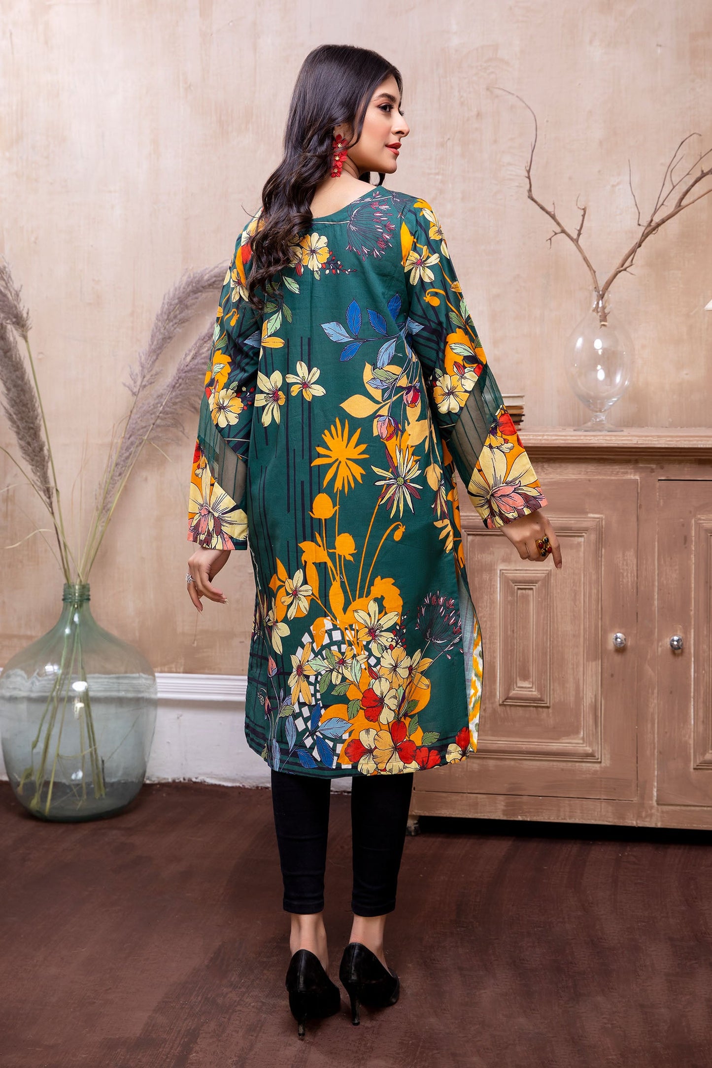 Dazlin - Printed Cambric Stitched Kurti