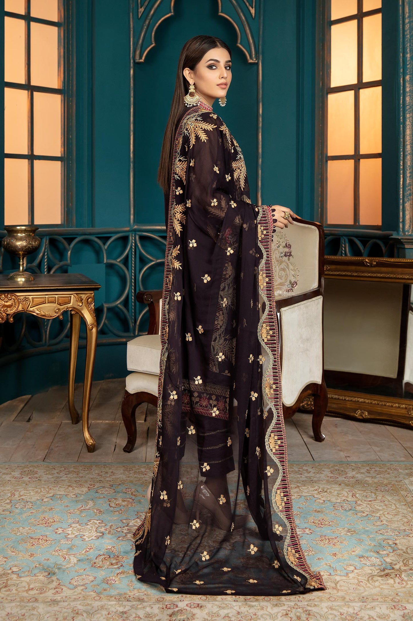 Cedar Wood - Luxury Pret 4PC