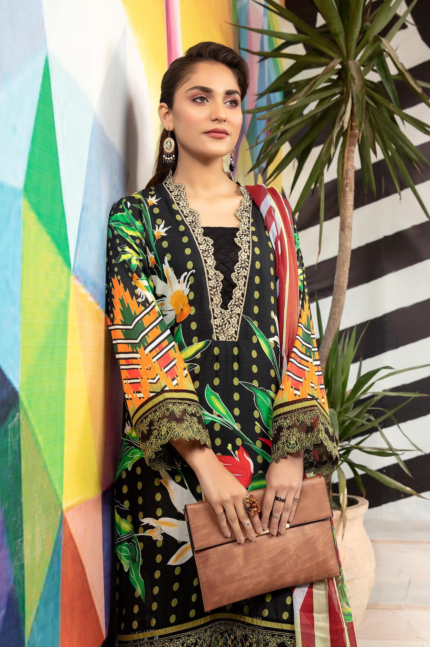 Loafer - Printed & Embroidered Lawn 3PC