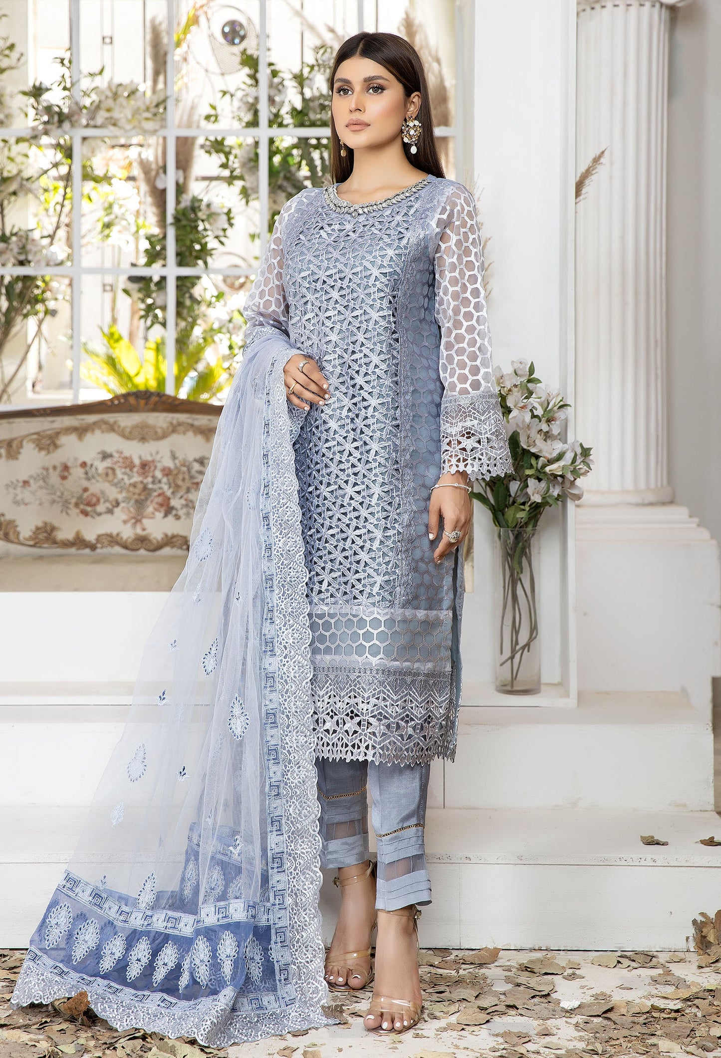 Regent Grey - Embroidered Organza Pret