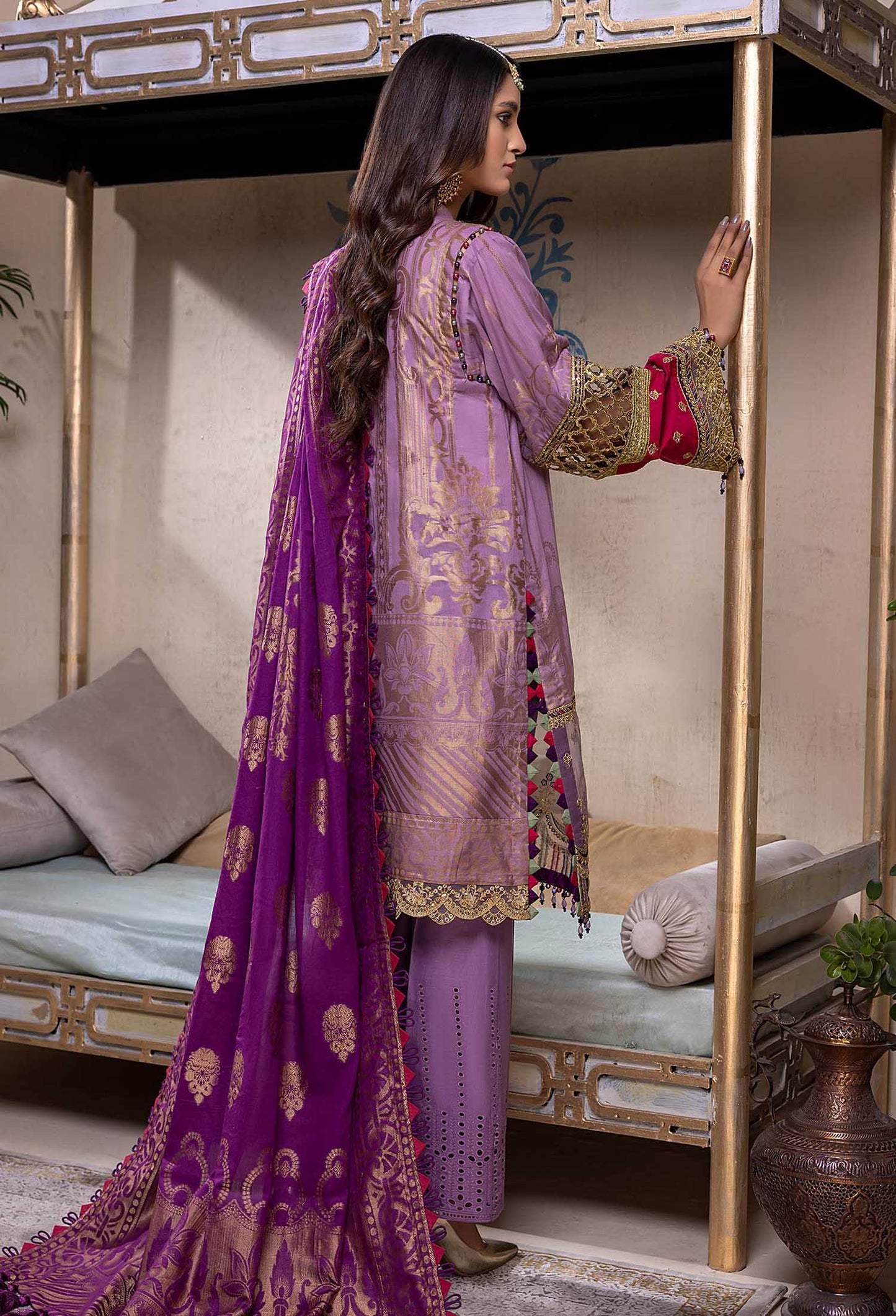 Wax flower - Schiffli Embroidered Jacquard Lawn 3PC