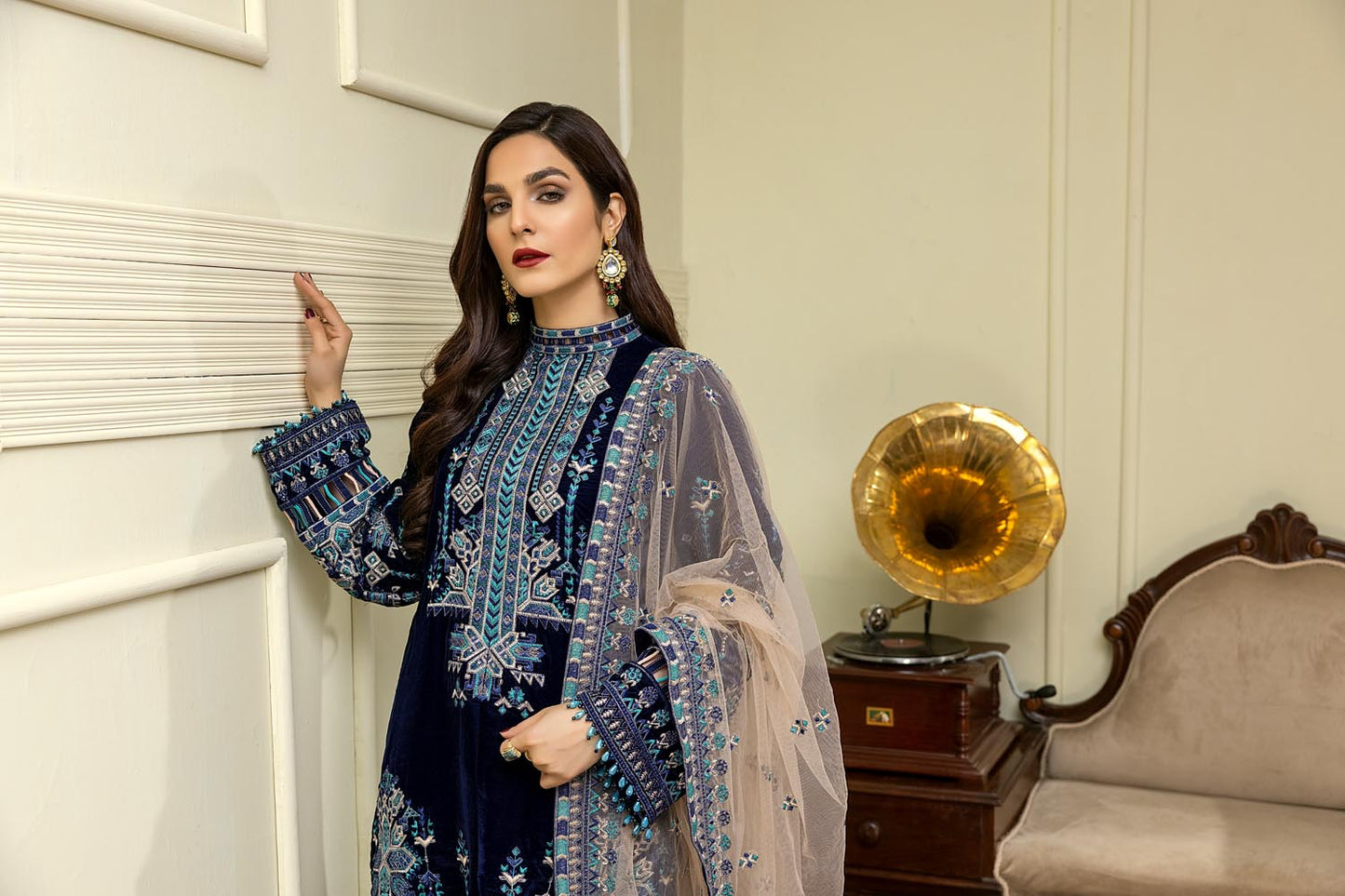 Cushion - Embroidered Velvet 3PC