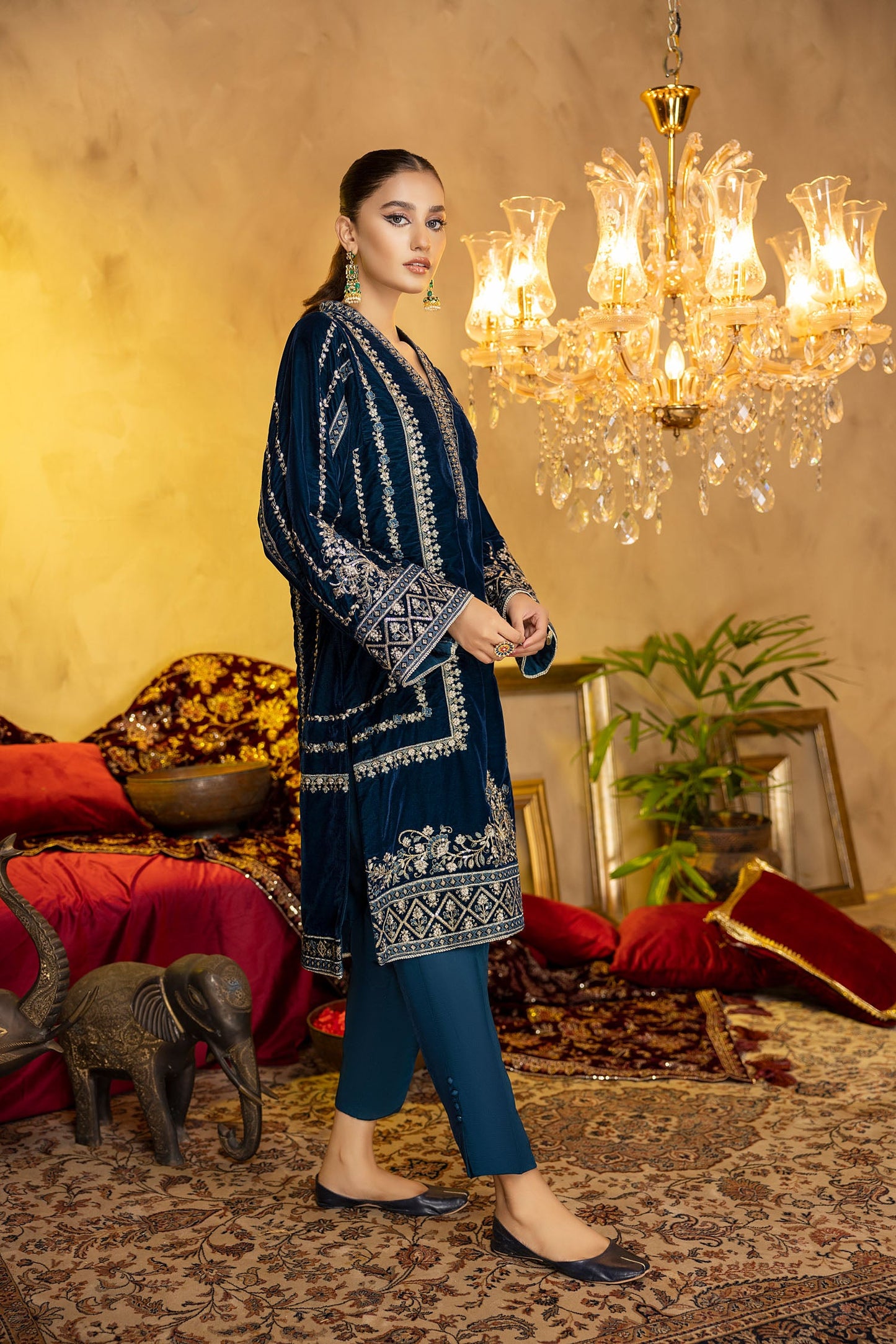 Cardien - Embroidered Velvet Stitched 2PC