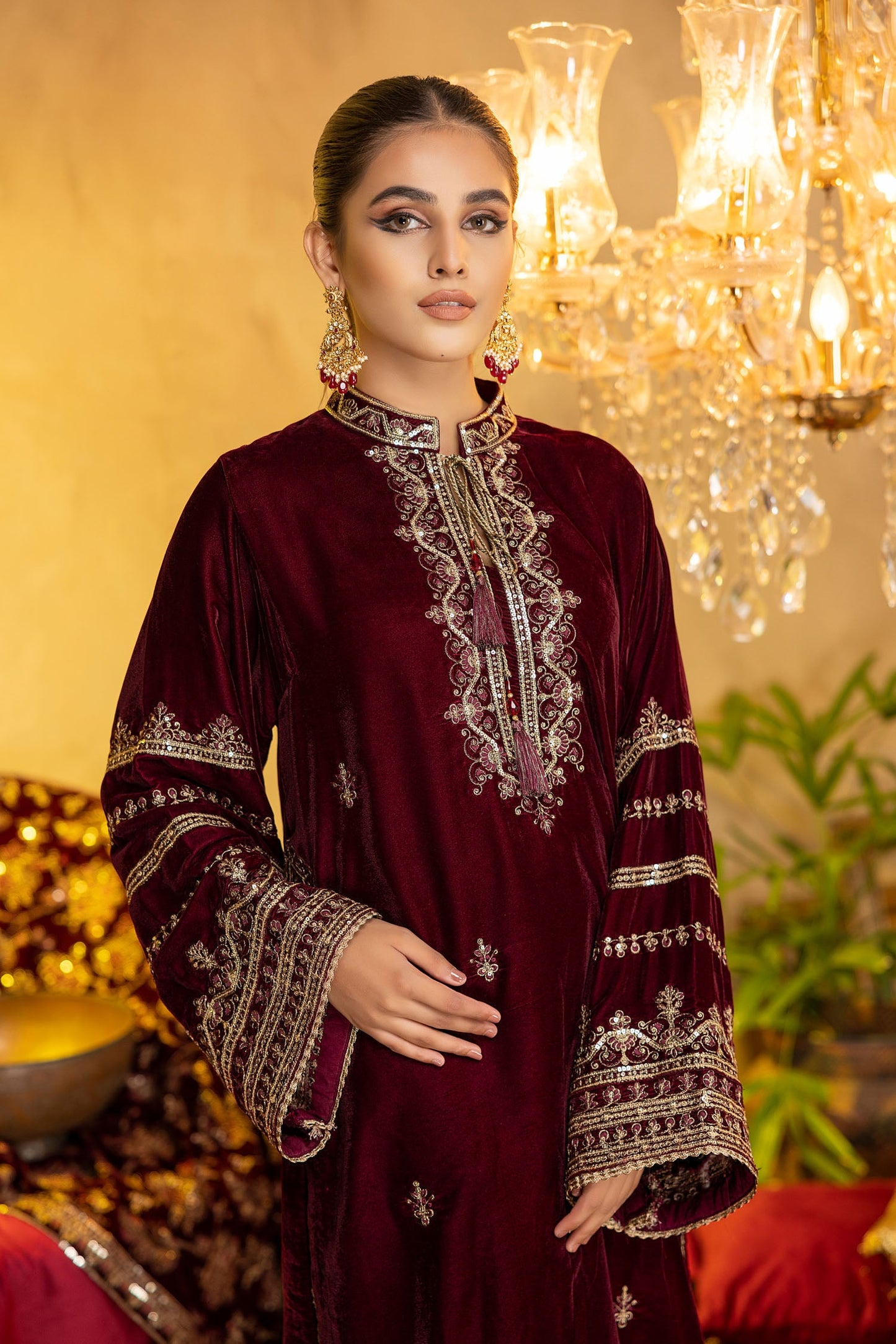 Jelian - Embroidered Velvet Stitched 2PC