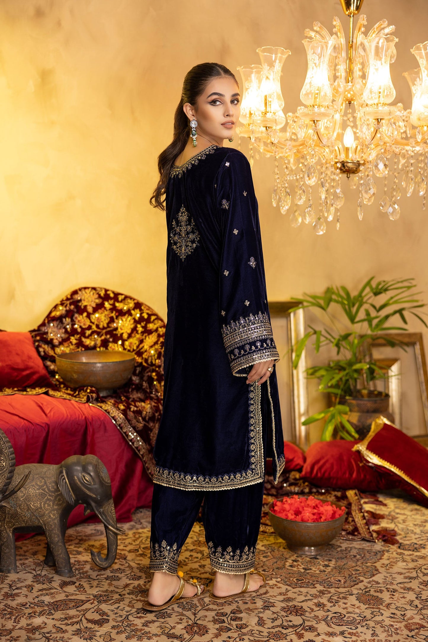 Dark Eve - Embroidered Velvet Stitched 2PC
