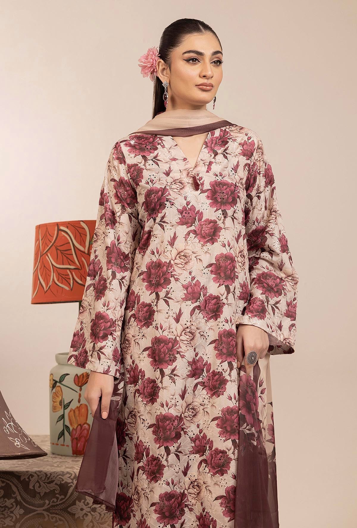 BASIC CHIKANKARI 7716