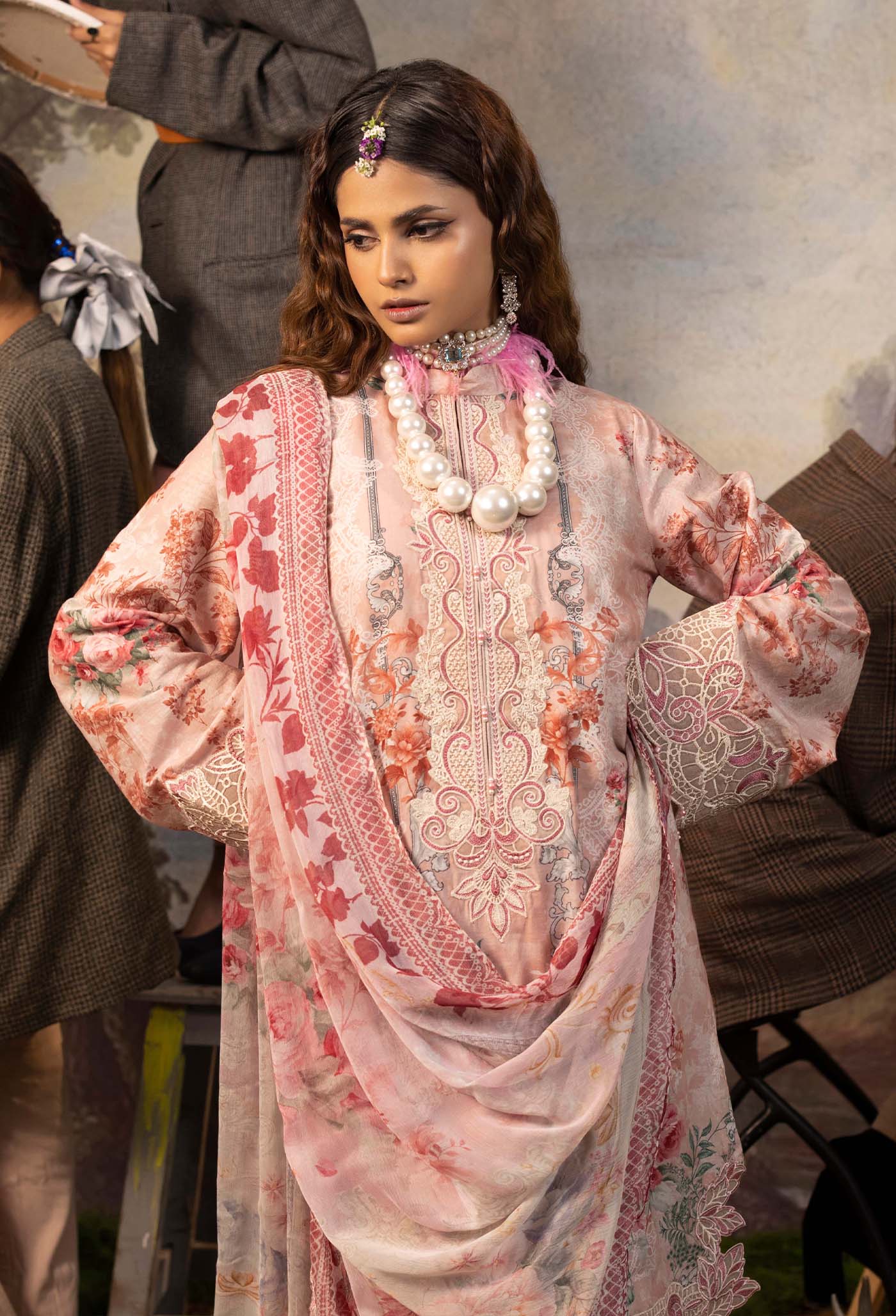 Signature Prints 5861