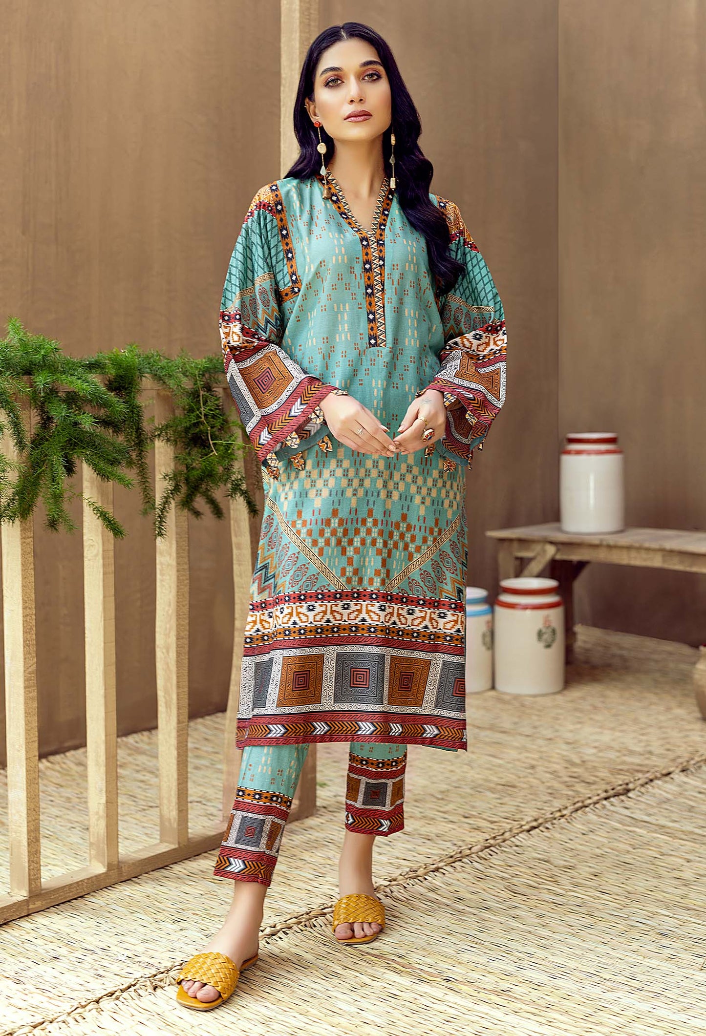 Evening Glance - Lawn 2PC Pret