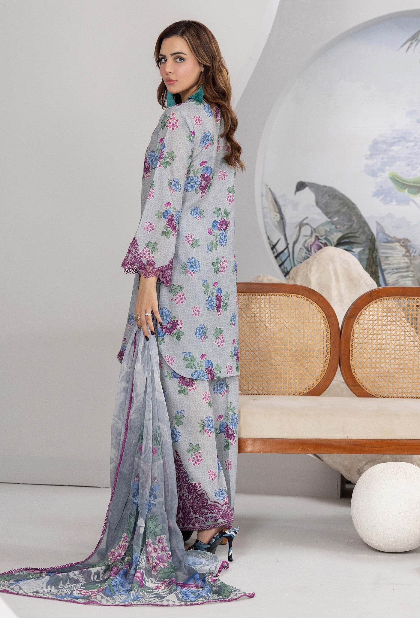 PRINTS 3351