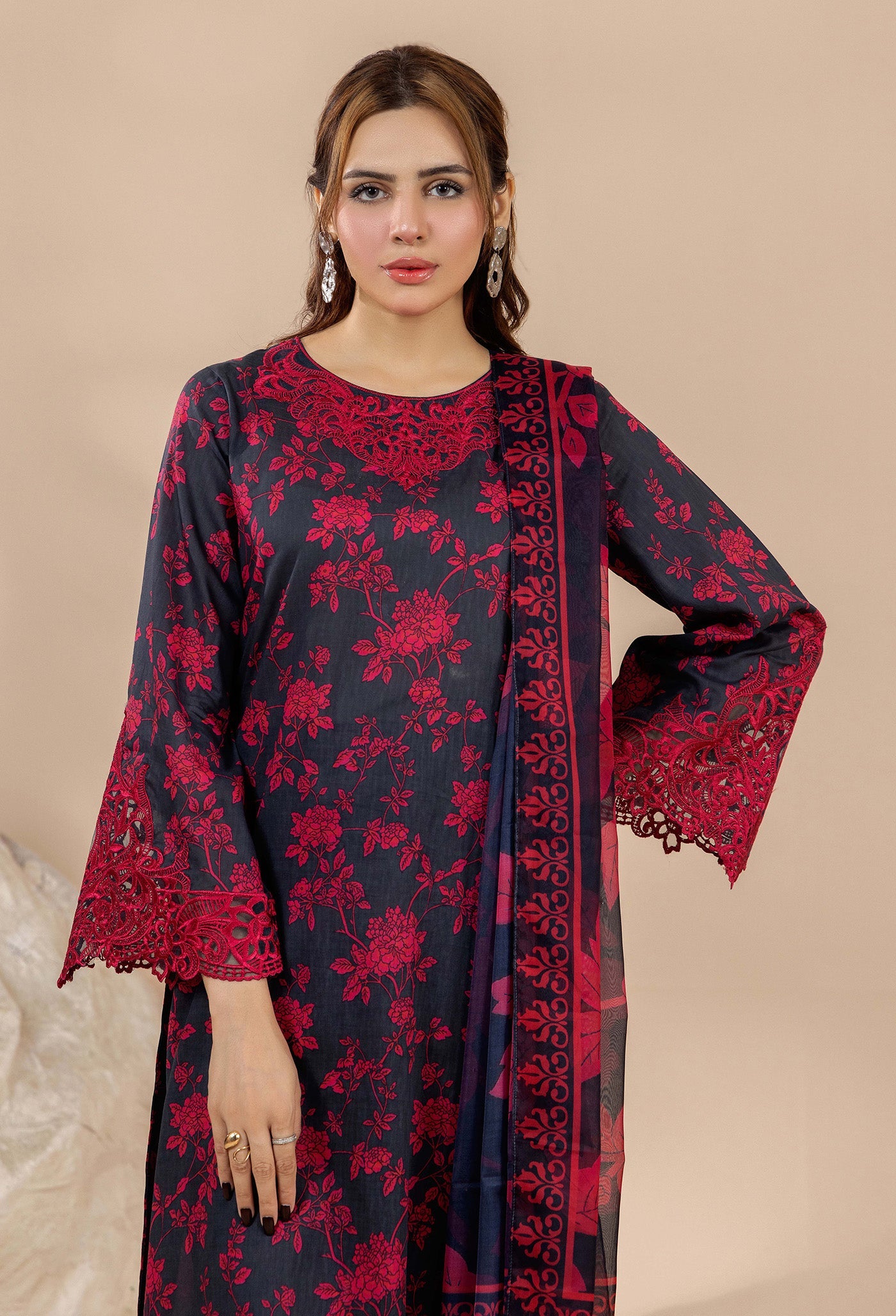 PRINTS 3323