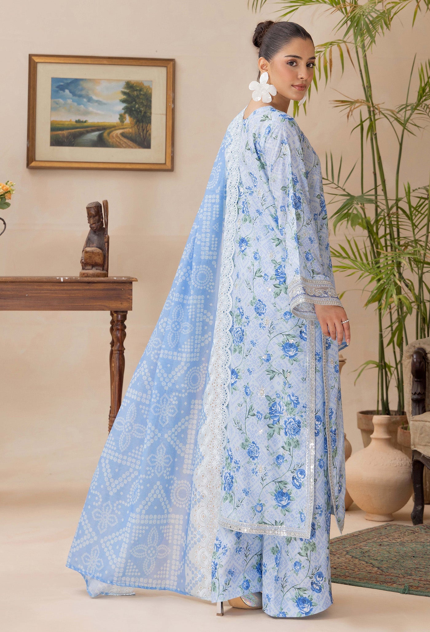 Satin Lawn 828216