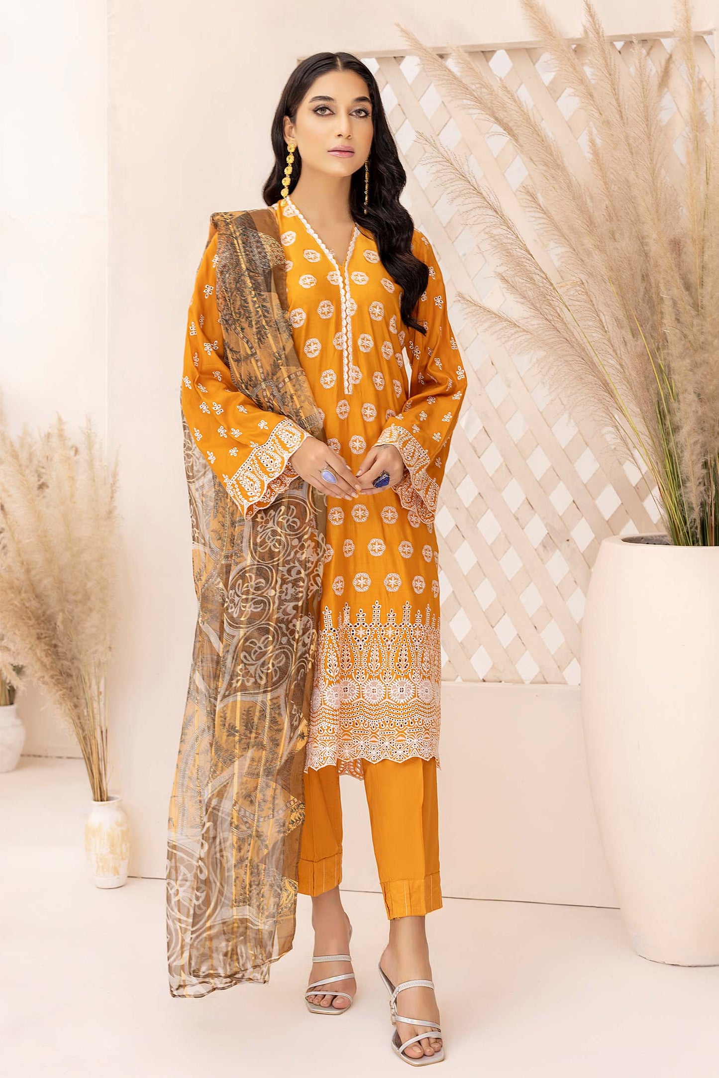 Gloaming - Schiffli Embroidered Linen 3PC Pret