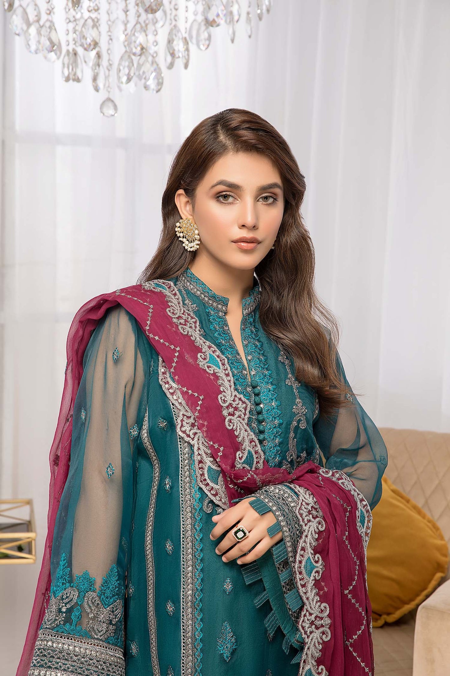 Gracious - Luxury Pret 4PC