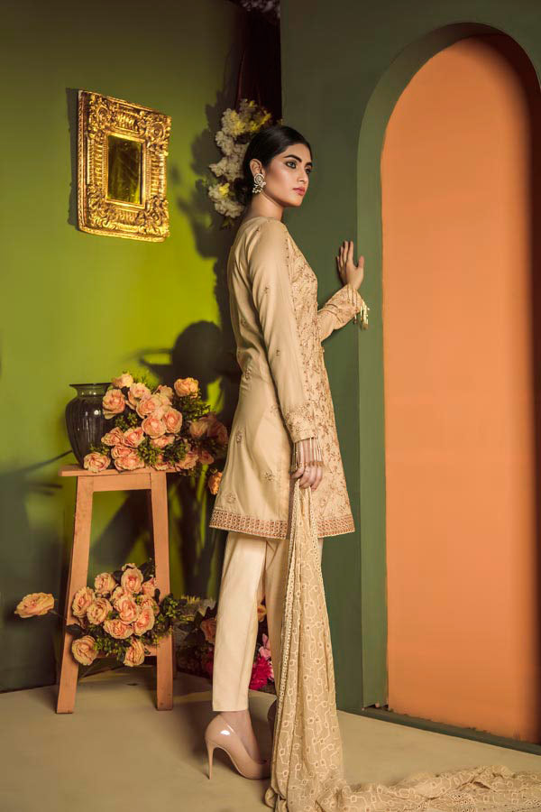 CALICO - EMBROIDERED LAWN UNSTITCHED