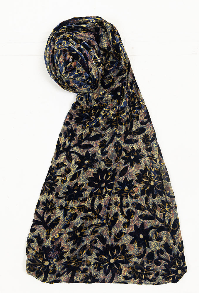 Plachi Velvet Edit (Design-2)