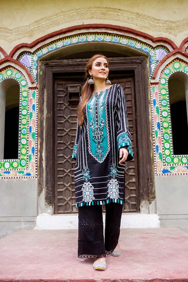 Carnelian - Embroidered Lawn 2PC Unstitched