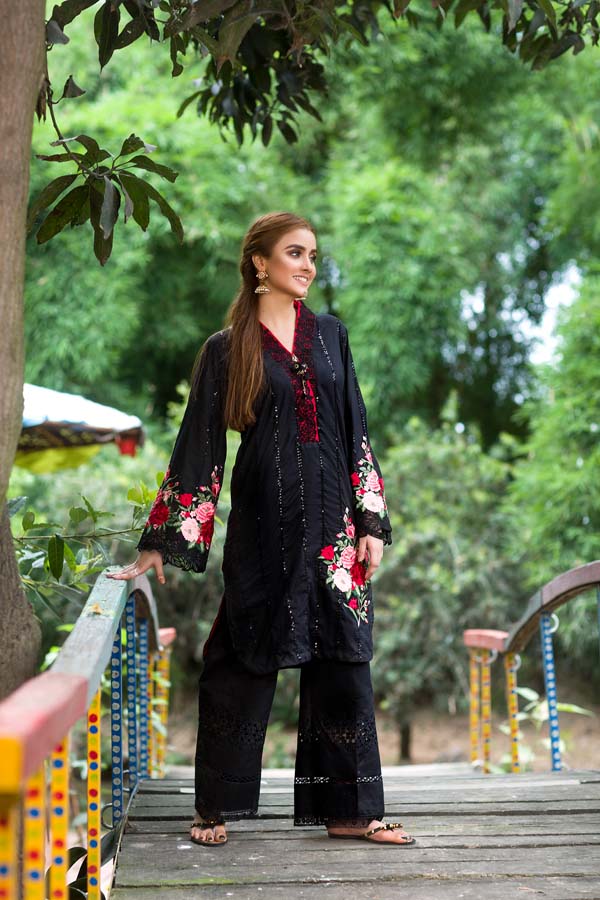 Crackle - Embroidered Lawn 2PC Unstitched