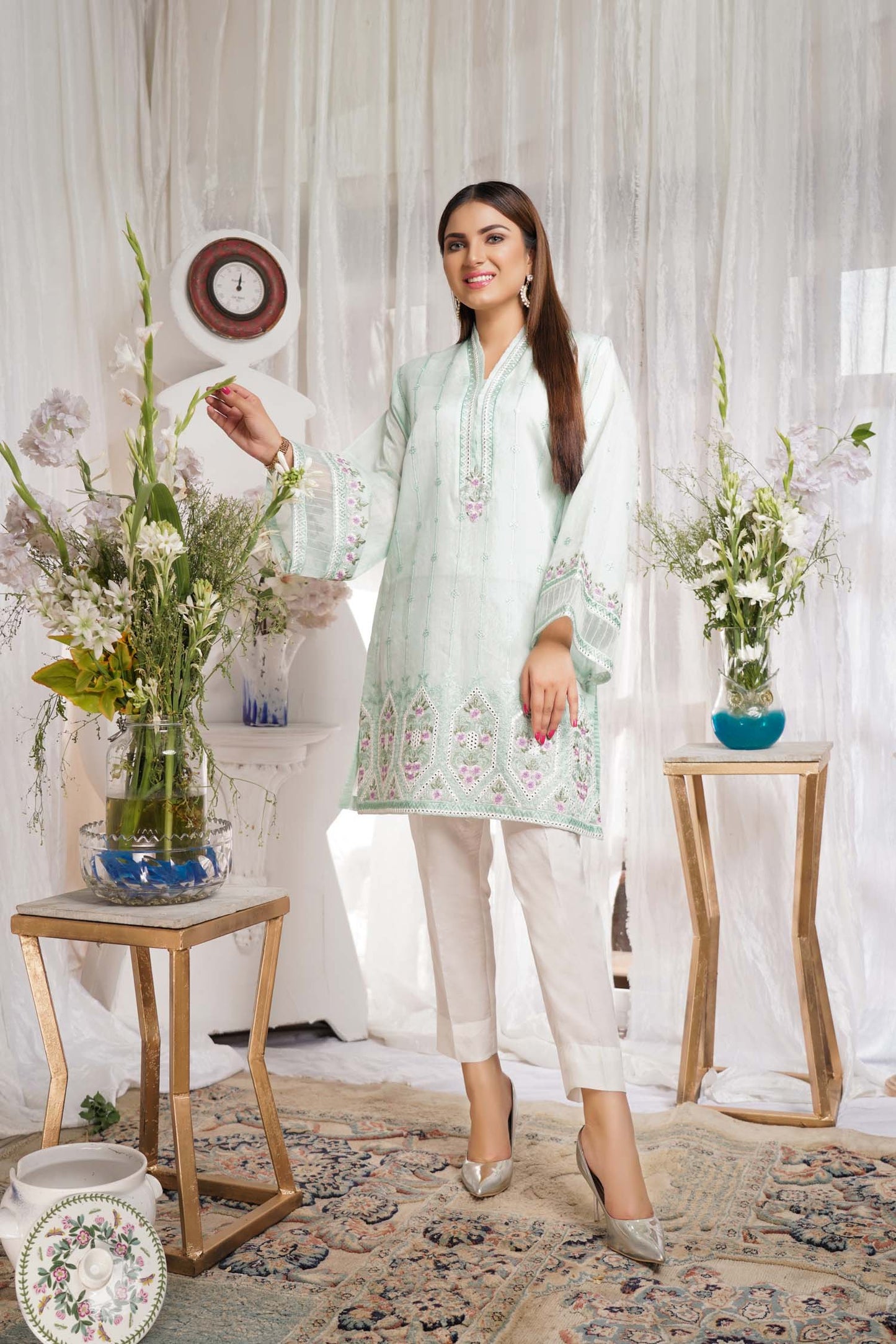 Enervate - Embroidered Paper Silk Stitch Kurti