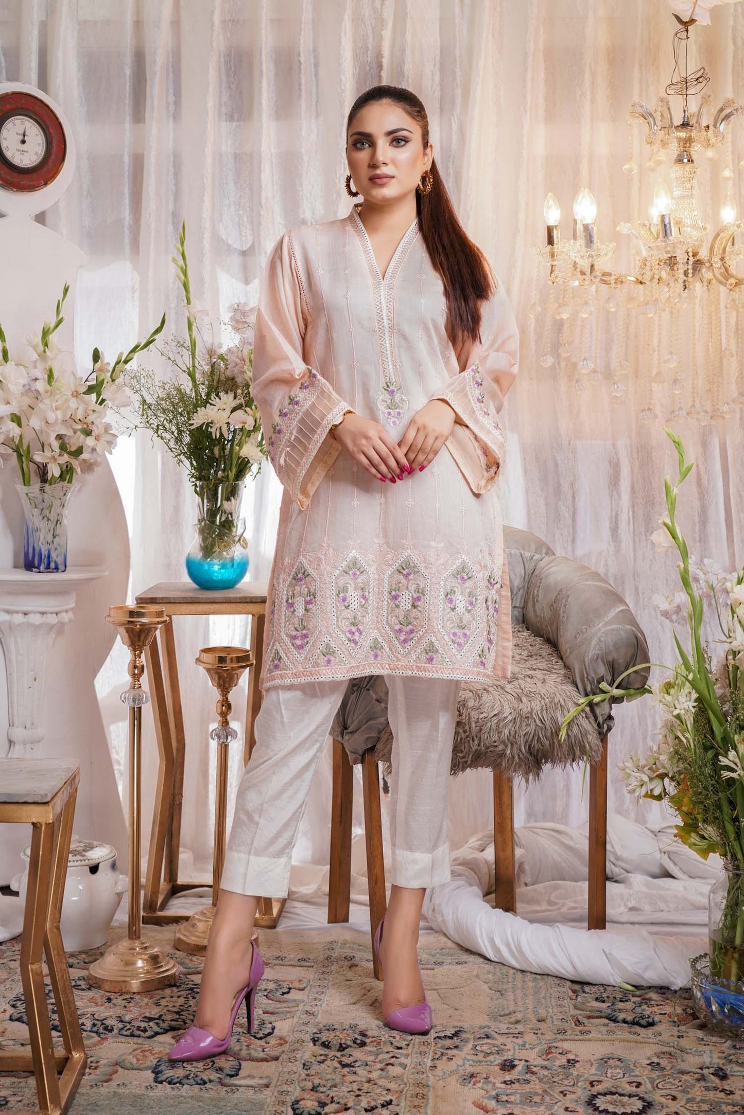 Inure - Embroidered Paper Silk Stitch Kurti