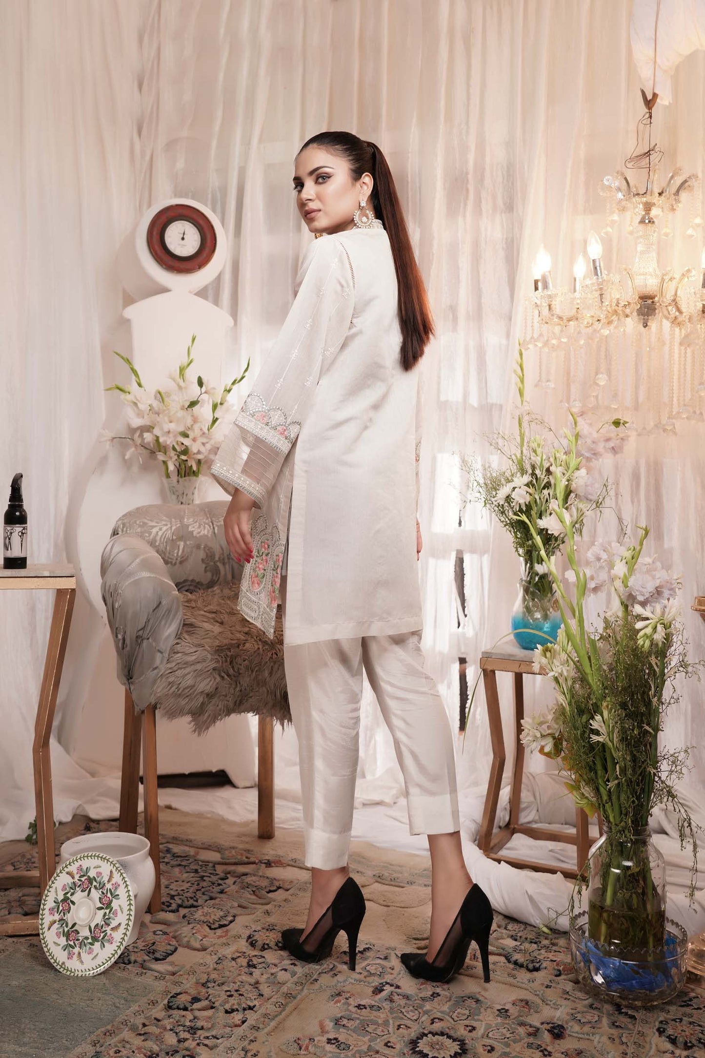Disown - Embroidered Paper Silk Stitch Kurti