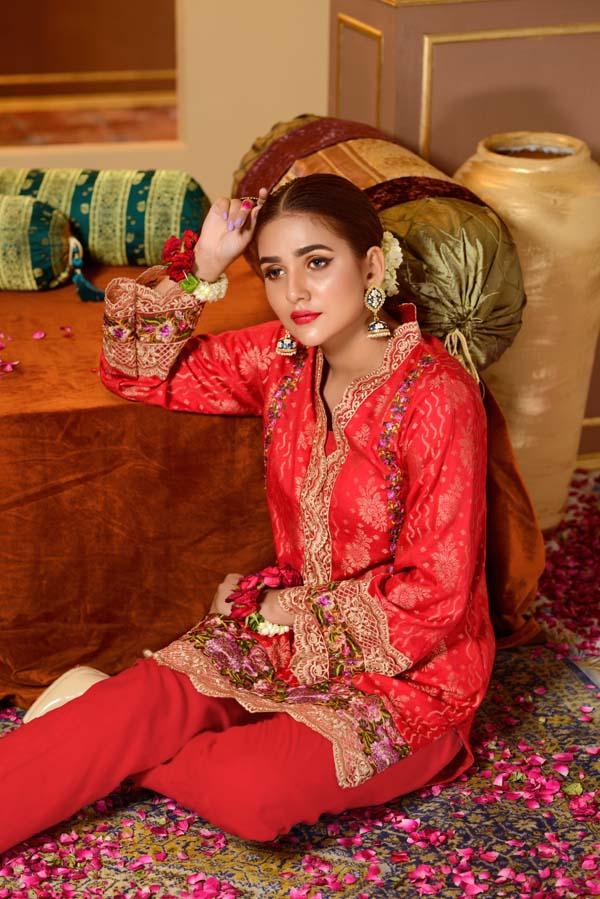 Cranberry - Embroidered Jacquard Shirt