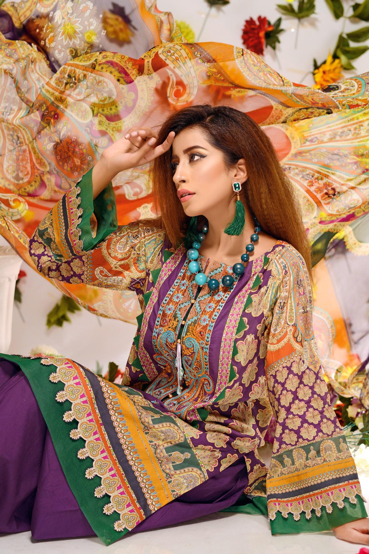 Briciu - Digital Printed and Embroidered Lawn 3PC